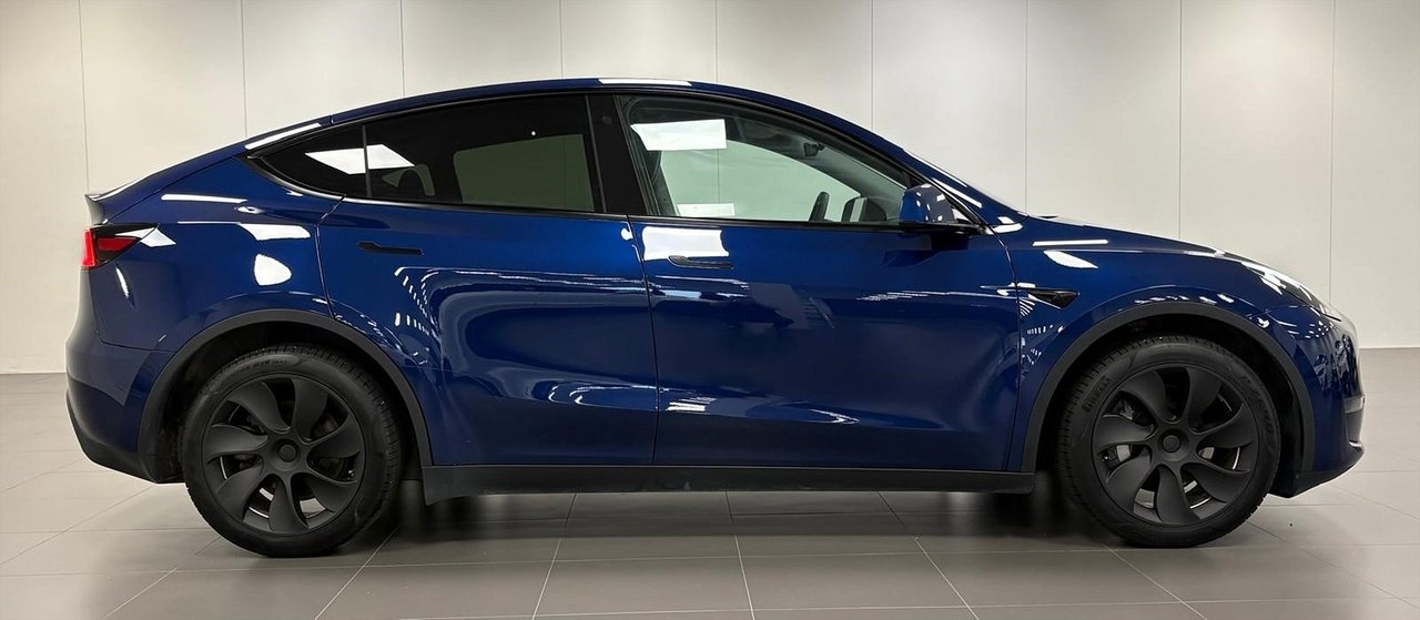 Tesla Model Y 2024, photo 5/18