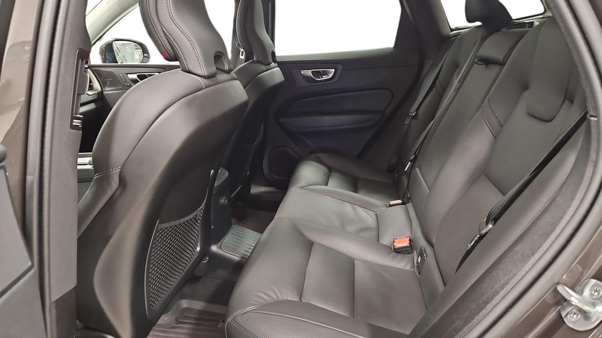 Volvo XC60 T6 Plus Dark Nordic 2025, bild 7/10