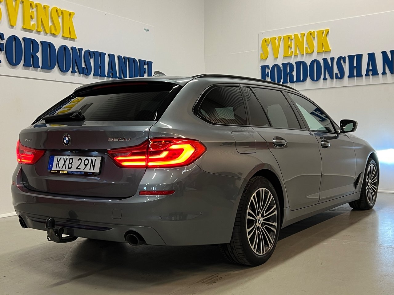 BMW 520d 2019, bild 7/10