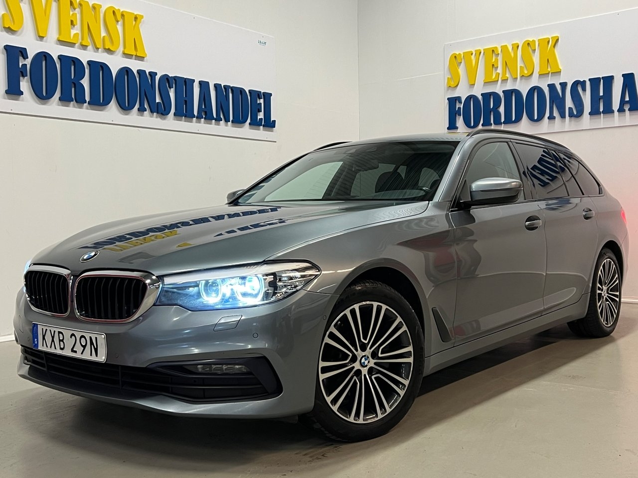 BMW 520d 2019, bild 2/10