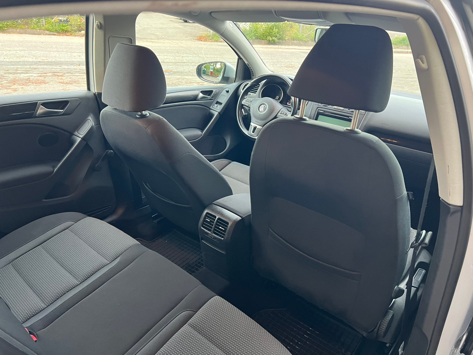Volkswagen Golf 2010, bild 6/7