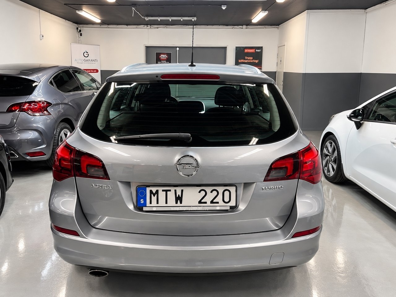 Opel Astra 1.4 Turbo Enjoy 2012, bild 5/10