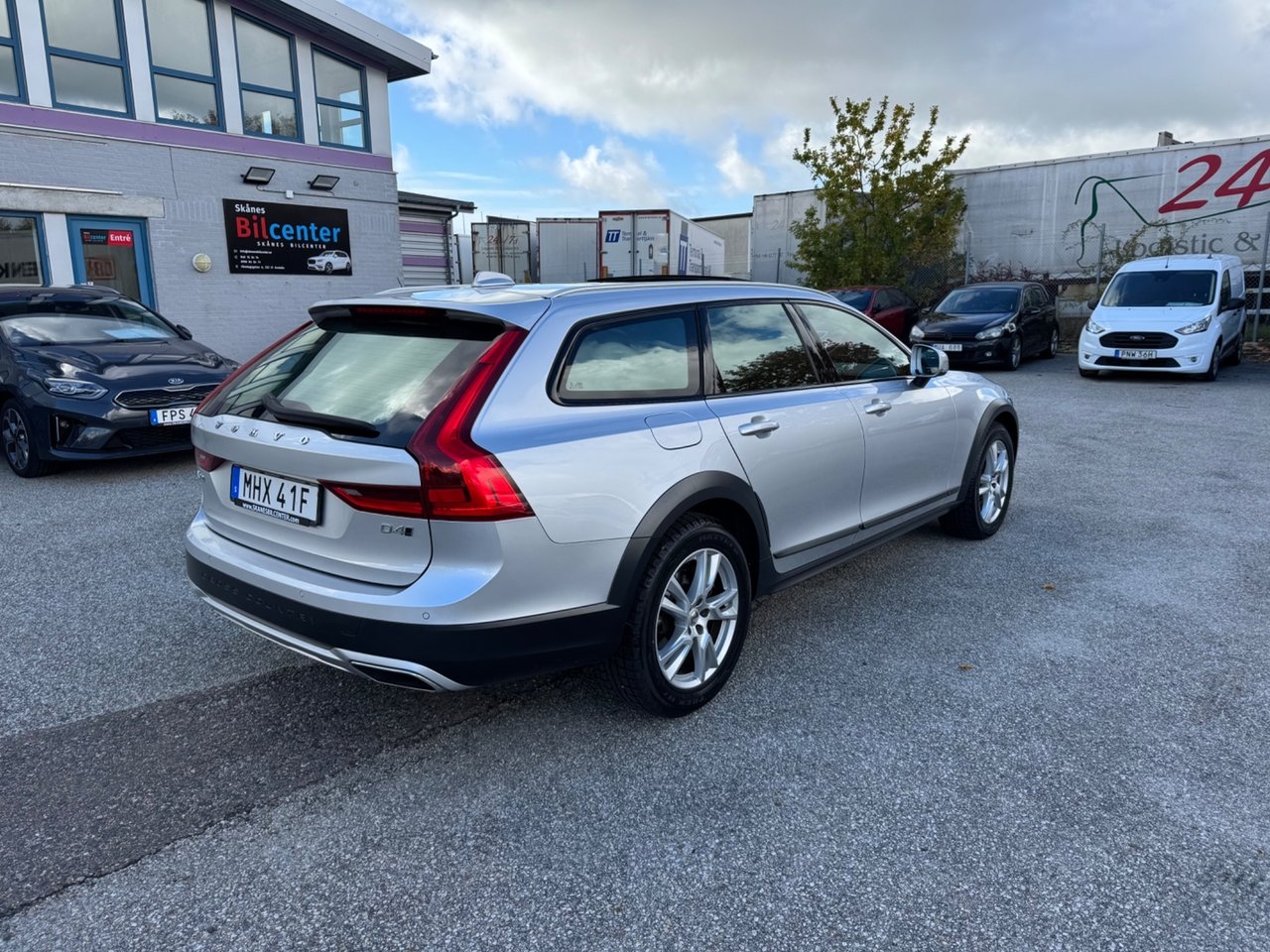 Volvo V90 Cross Country D4 Pro 2019, kuva 7/10
