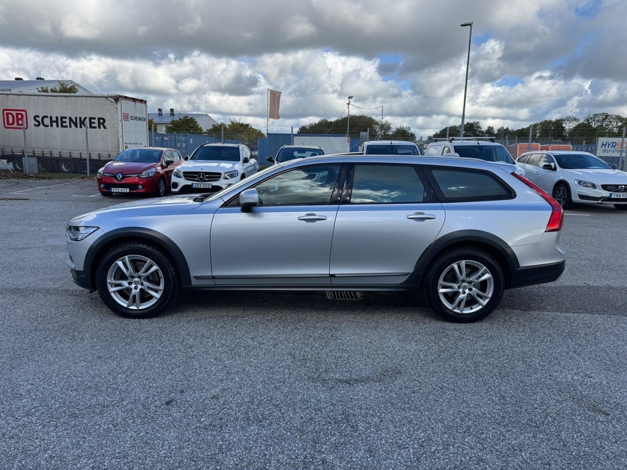 Volvo V90 Cross Country D4 Pro 2019, kuva 4/10