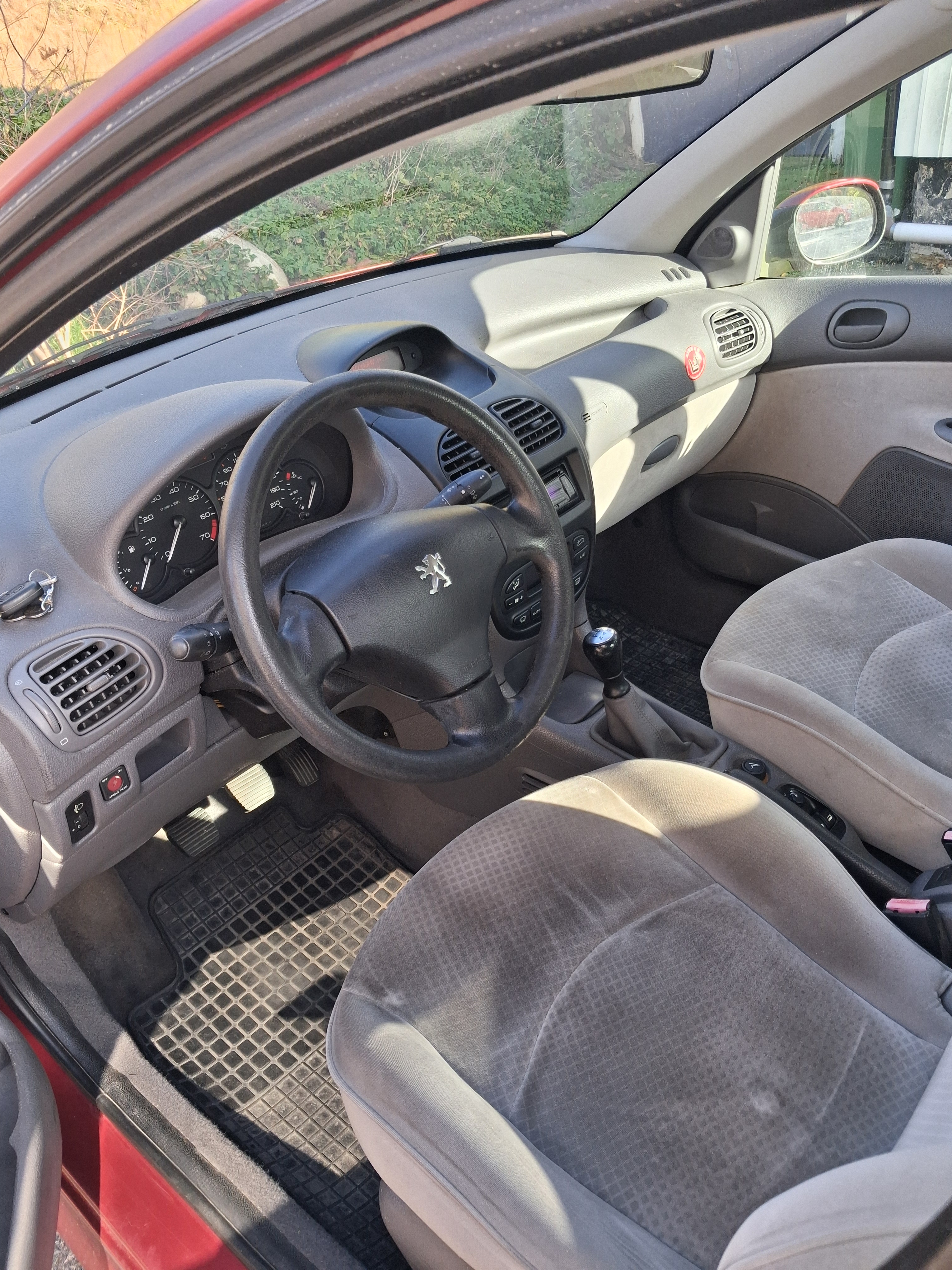 Peugeot 206 110 2004, bild 4/4
