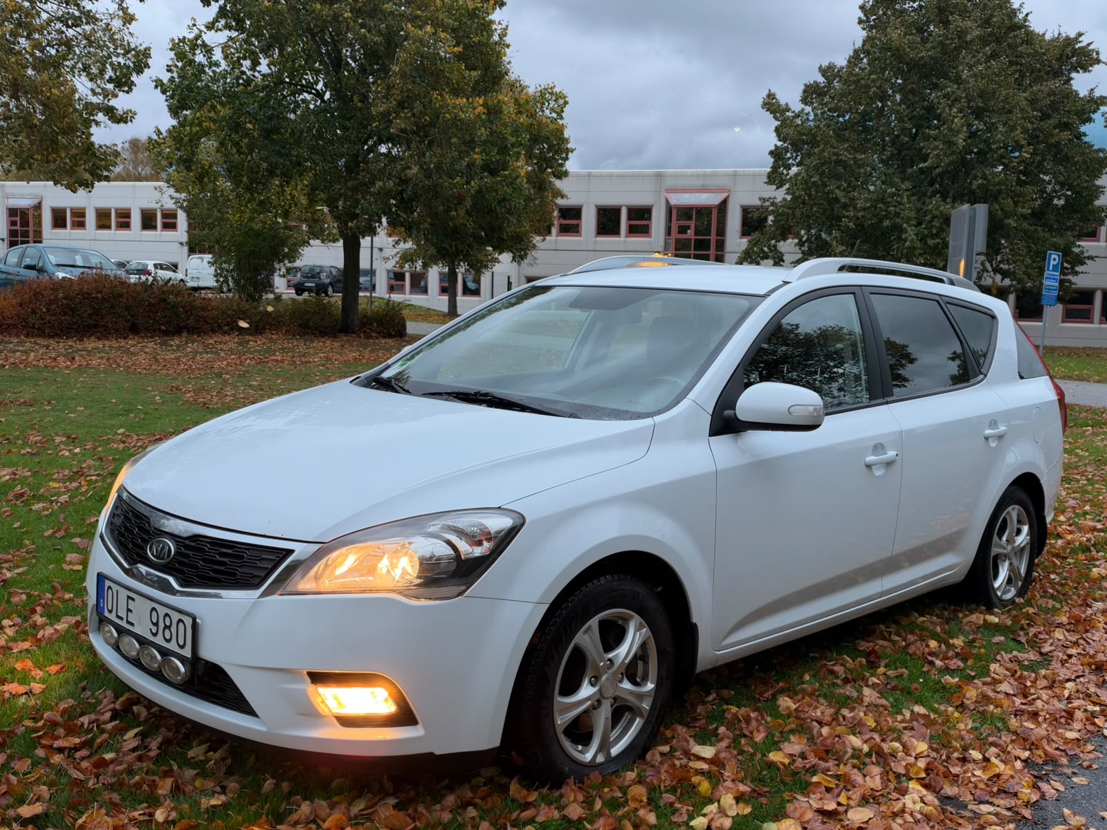 Kia Ceed 1.6 ny besiktad rostfri 2010 2010, bild 3/9