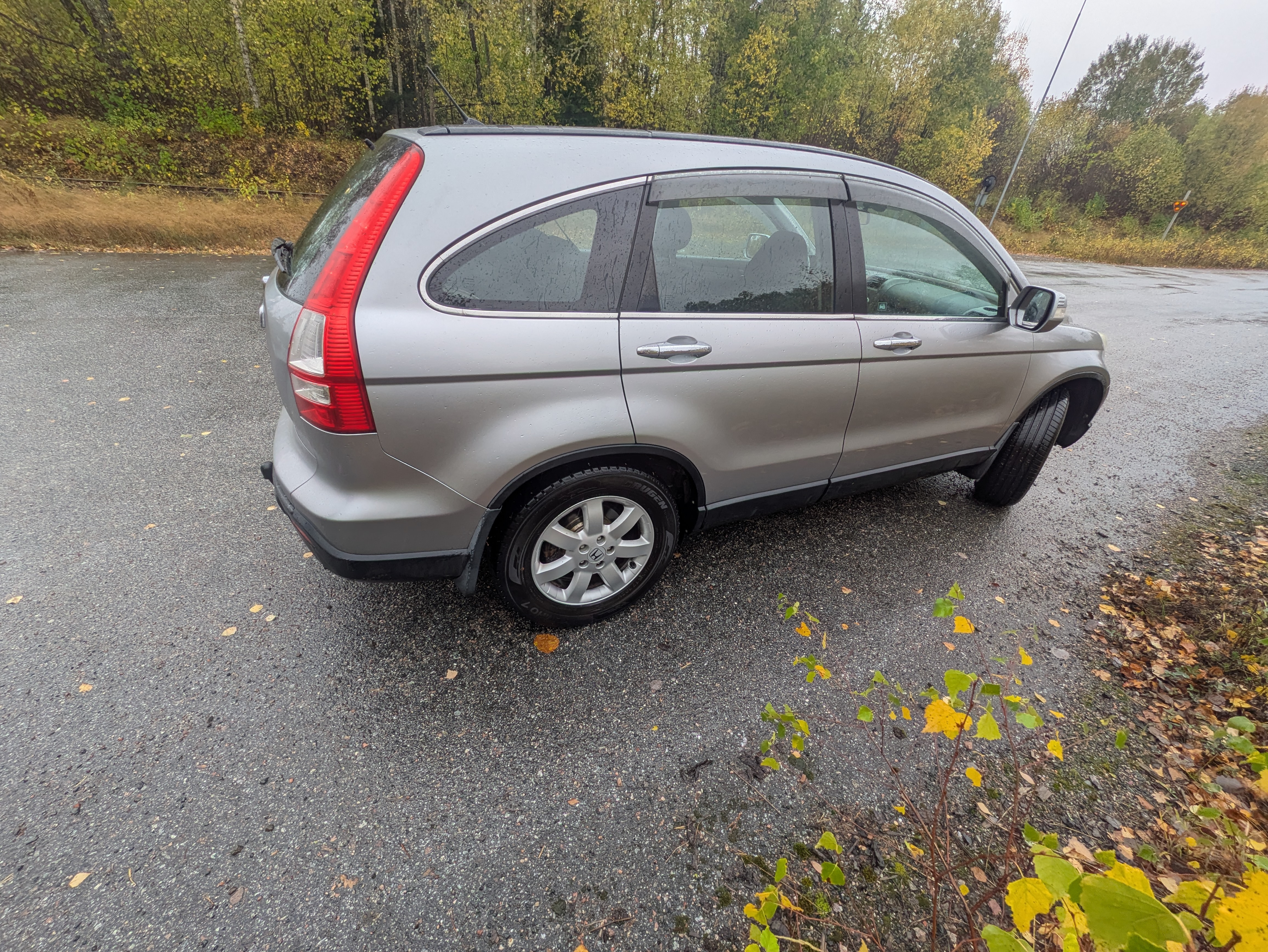 Honda CR-V 2.0 i-VTEC 2008, bild 2/6