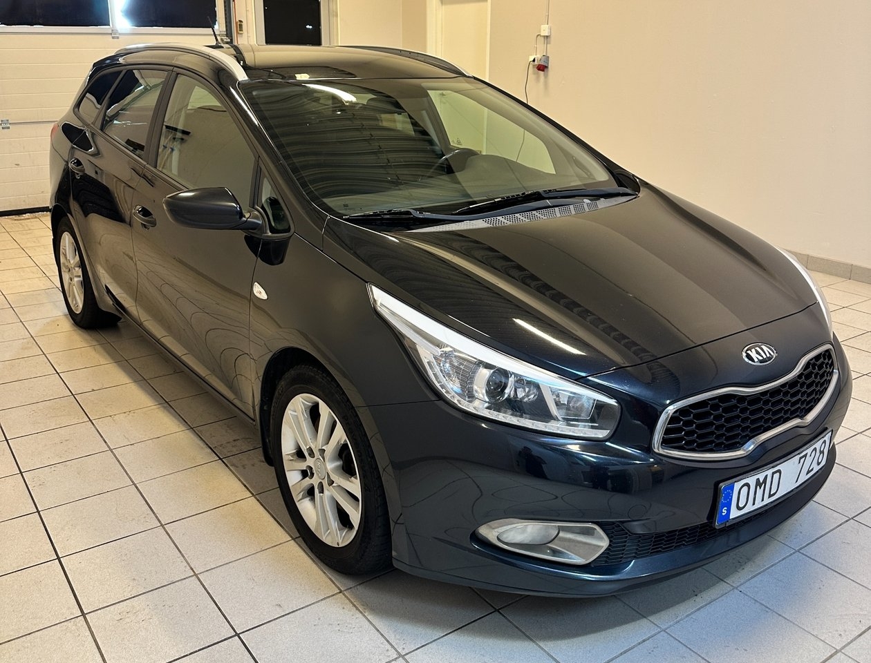 Kia Ceed 1.4 CRDi 90 2014, bild 4/6