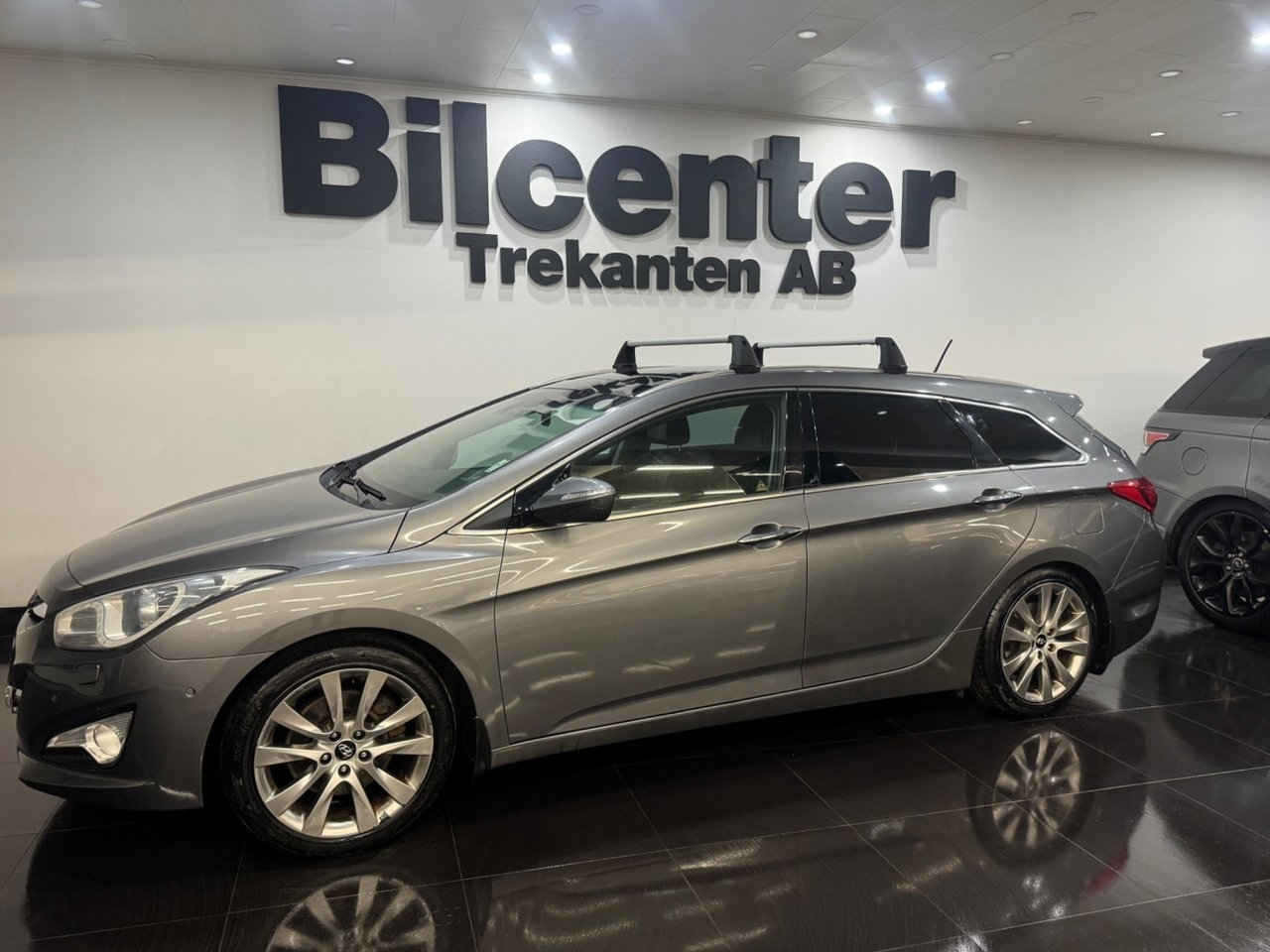 Hyundai i40 2.0 GDI Business 2012, bild 3/9