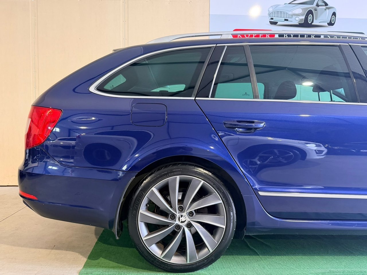 Skoda Superb Ambition 2013, kuva 4/10