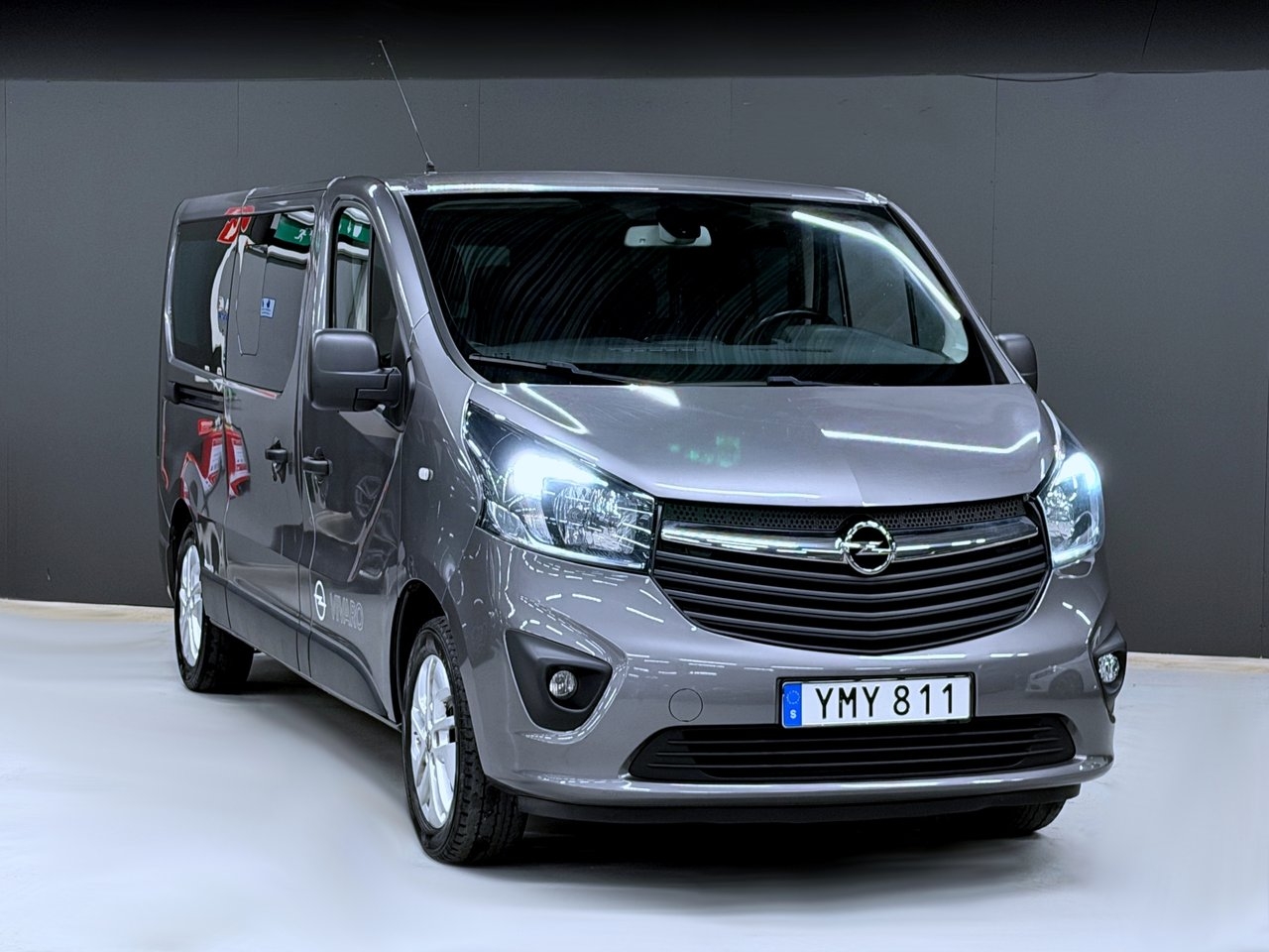 Opel Vivaro 1.6 BiTurbo CDTI 2018, bild 4/10