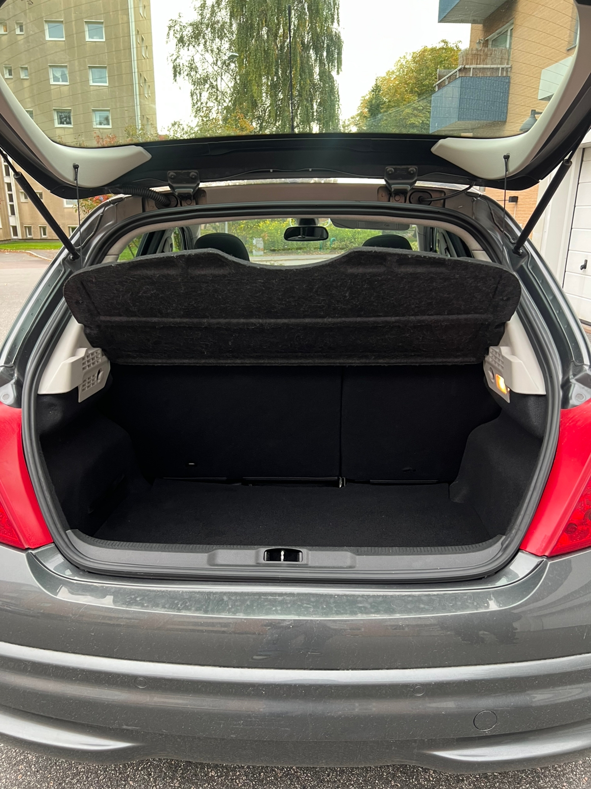 Peugeot 207 95 VTi 2011, bild 5/9