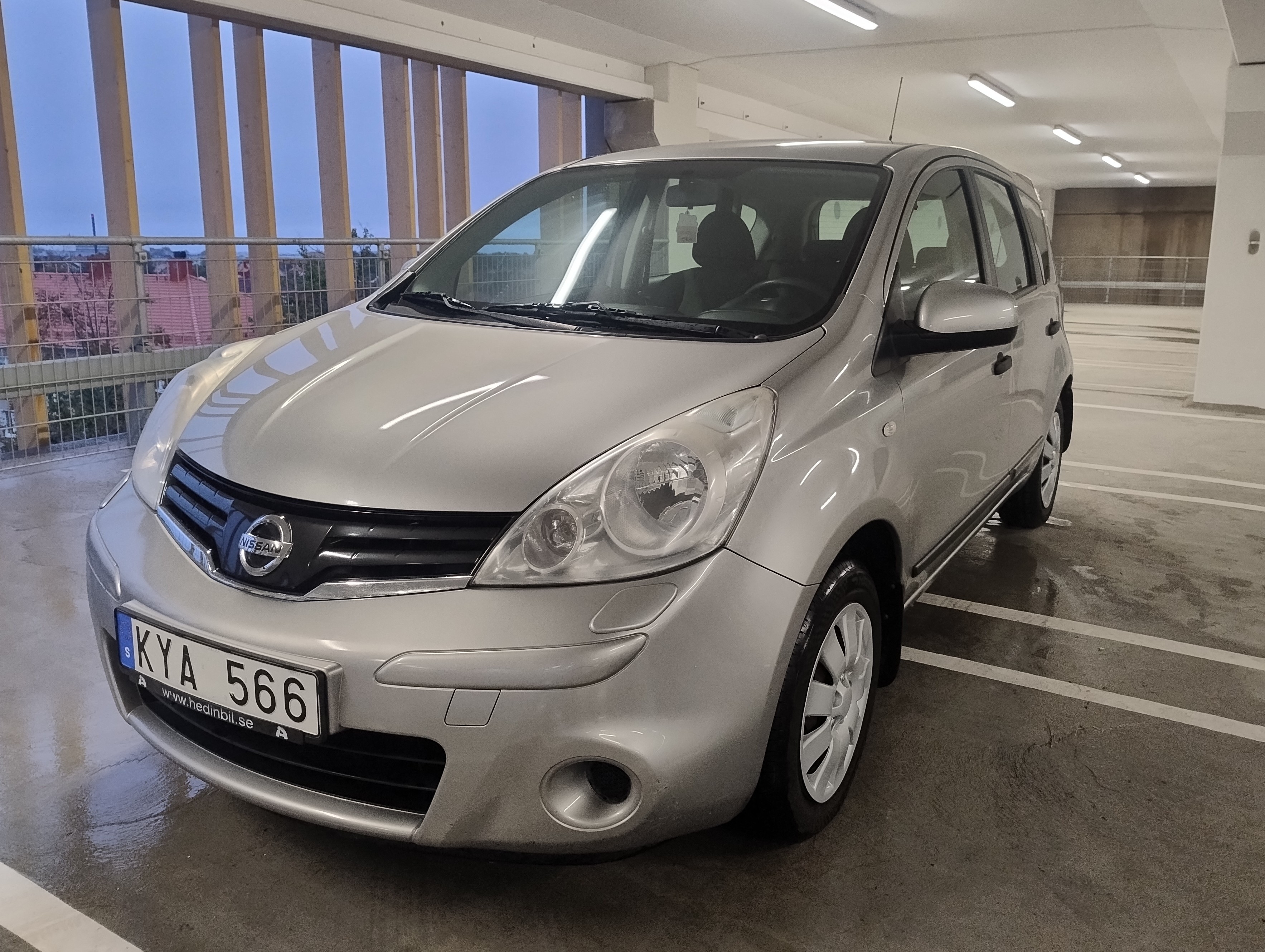 Nissan Note 2010, bild 2/10