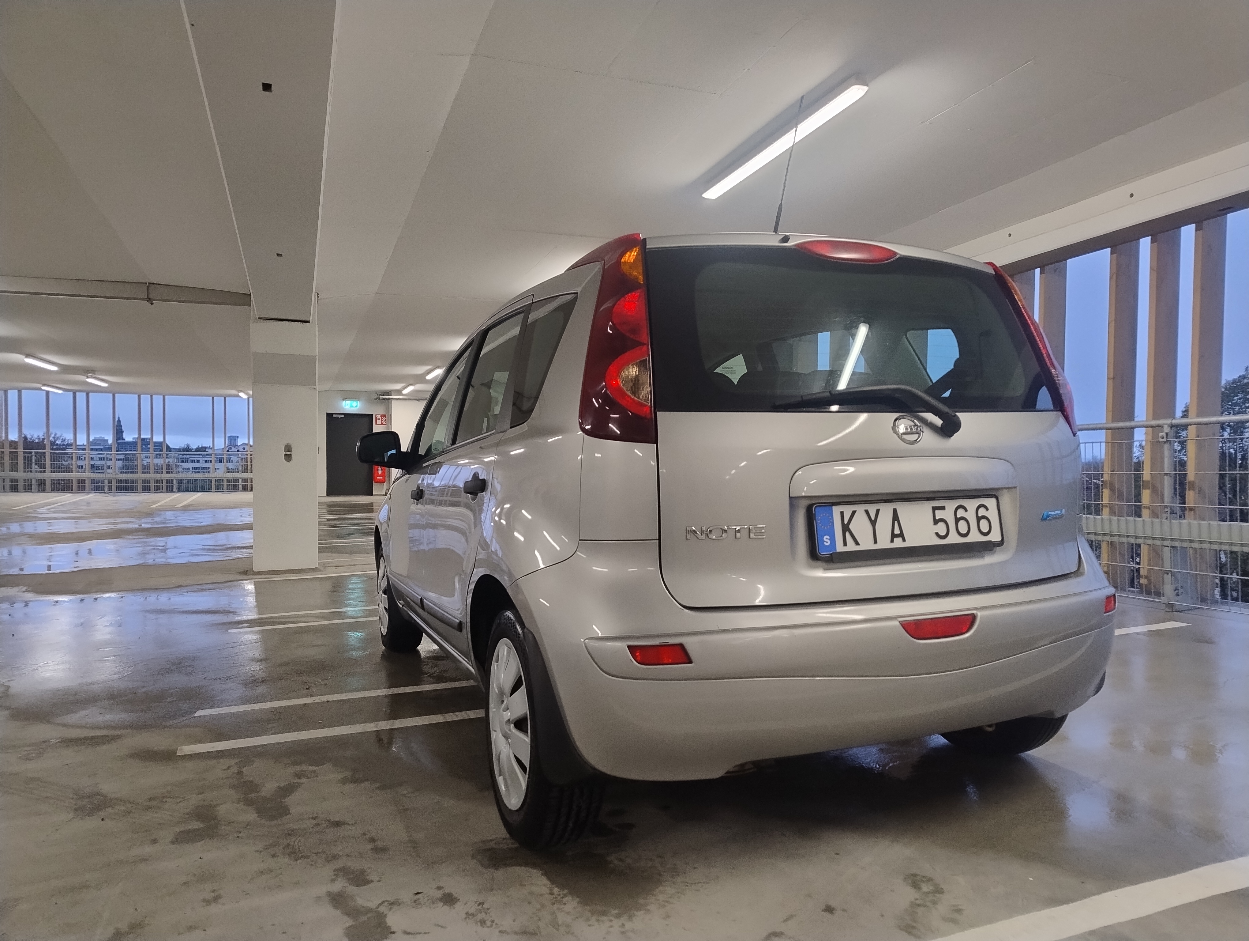 Nissan Note 2010, bild 5/10