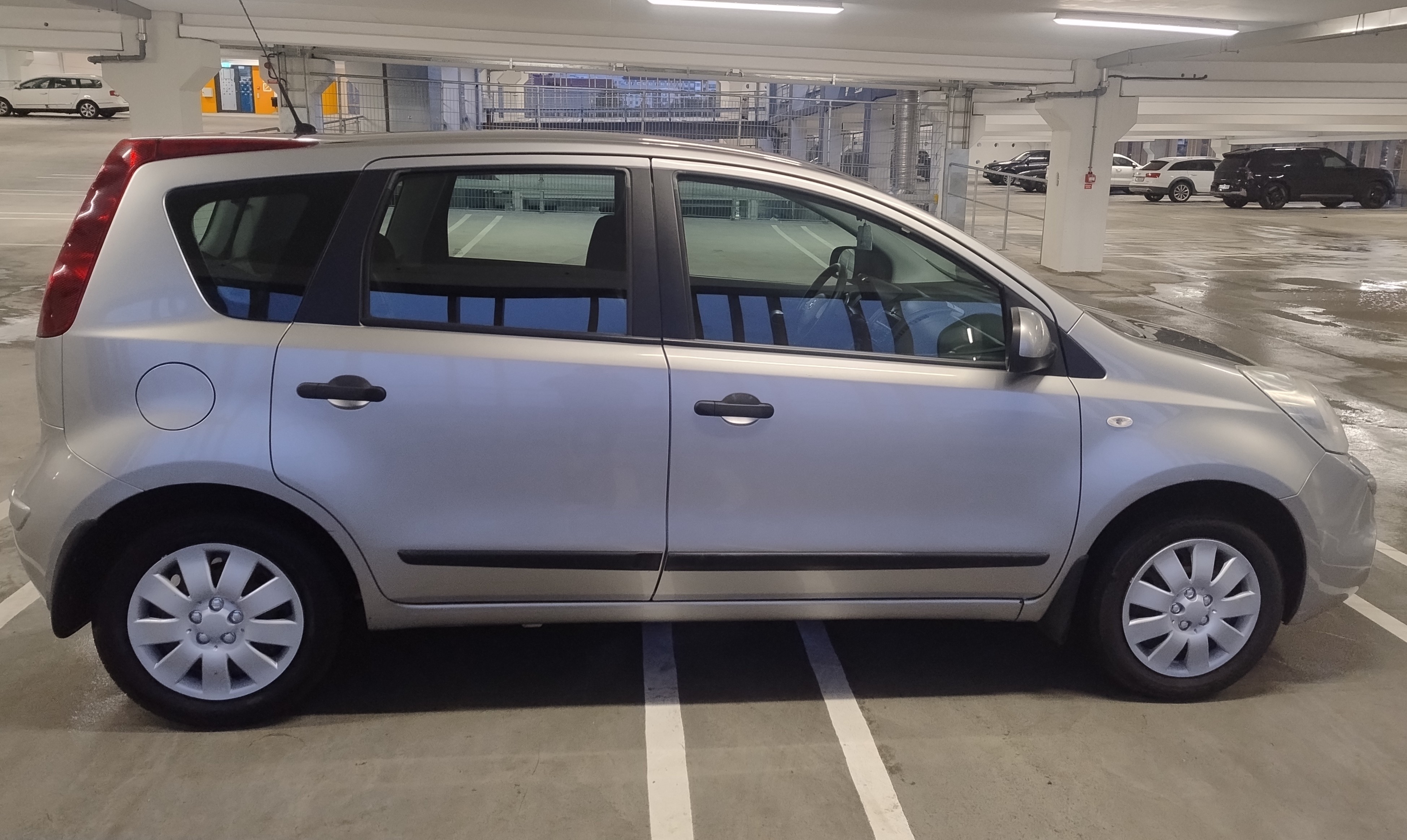 Nissan Note 2010, bild 7/10