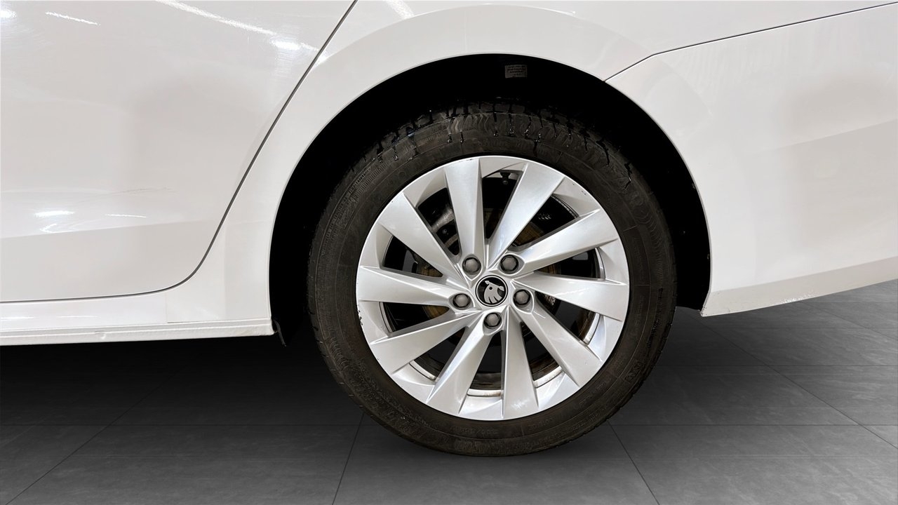Skoda Octavia 2025, bild 6/10