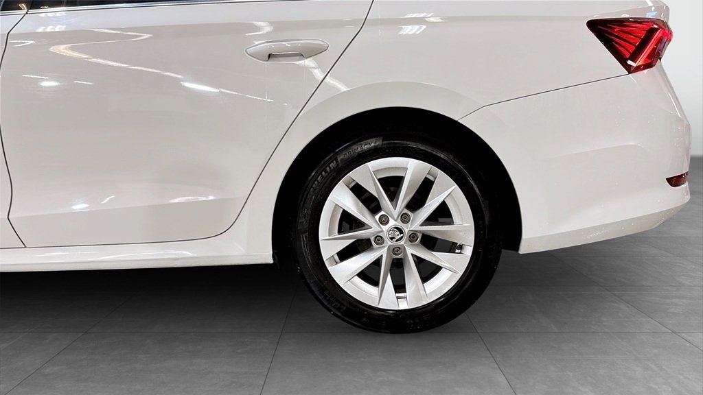 Skoda Octavia 2021, bild 6/10