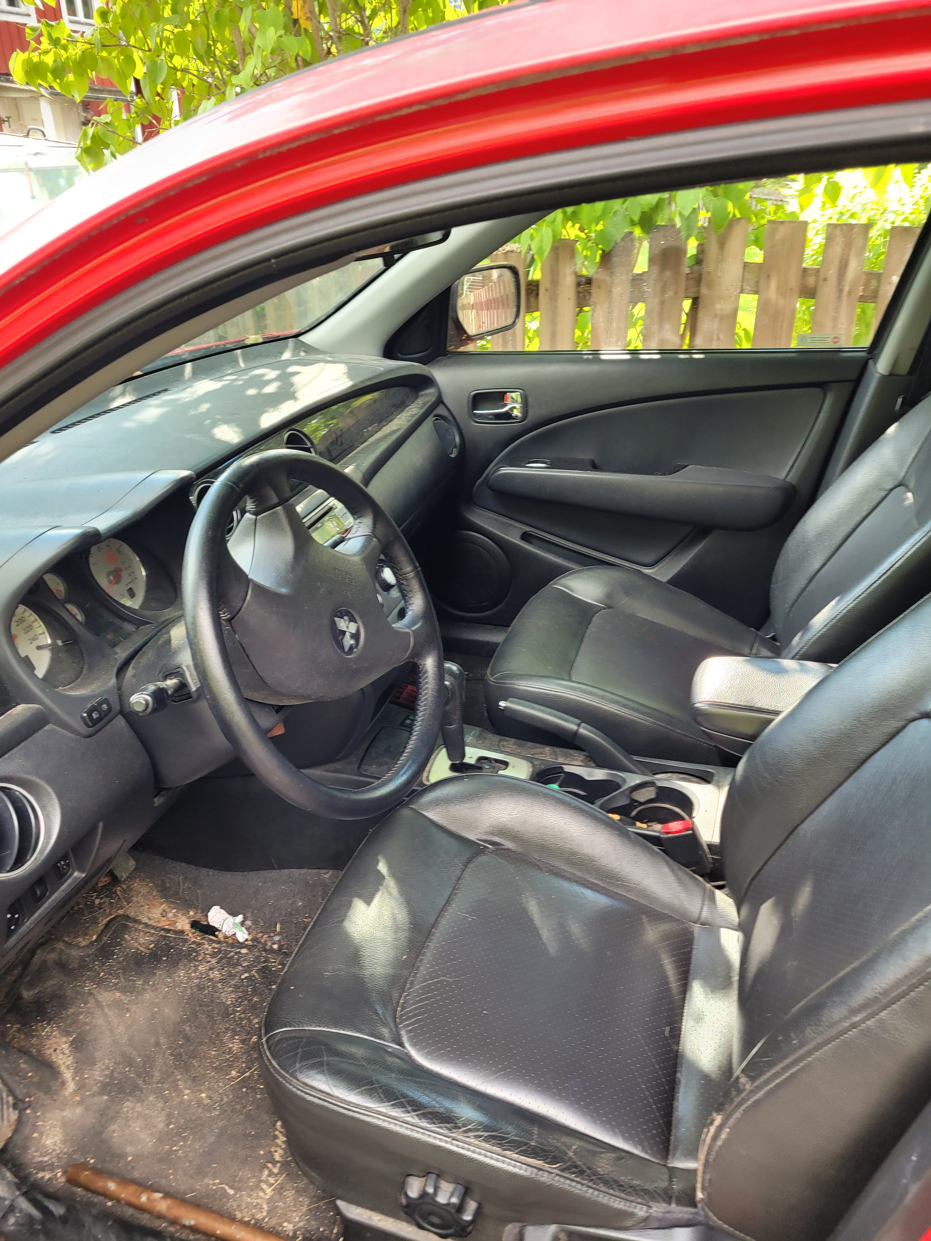 Mitsubishi Outlander 2.4 2004, kuva 3/3
