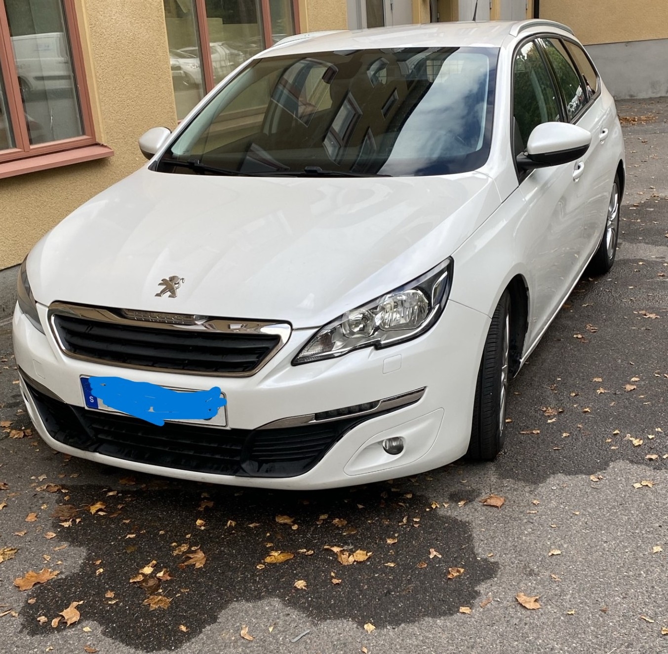 Peugeot 308 SW Diesel Kombi 2014, bild 2/2