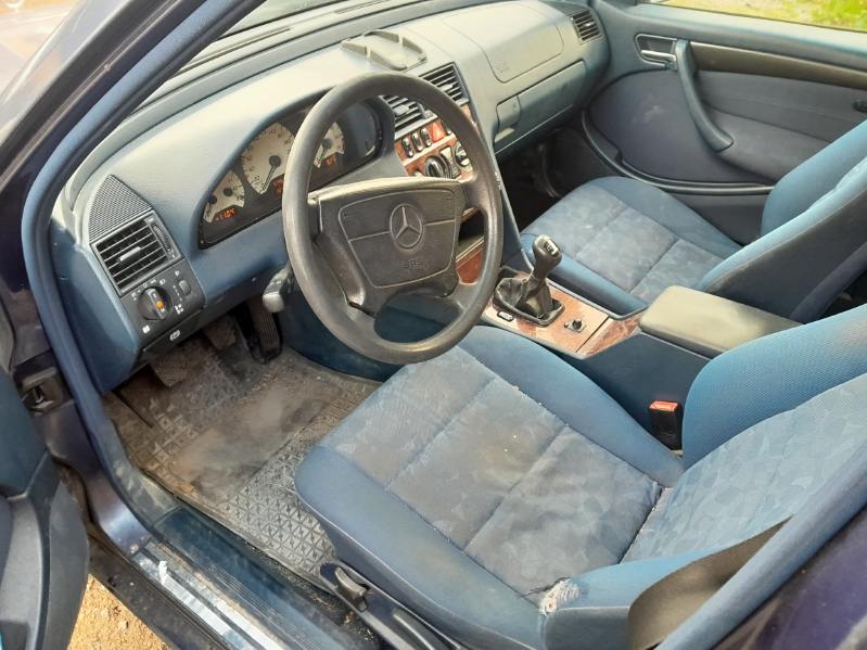 Mercedes-Benz C 180 T Manuell 1998, bild 3/4