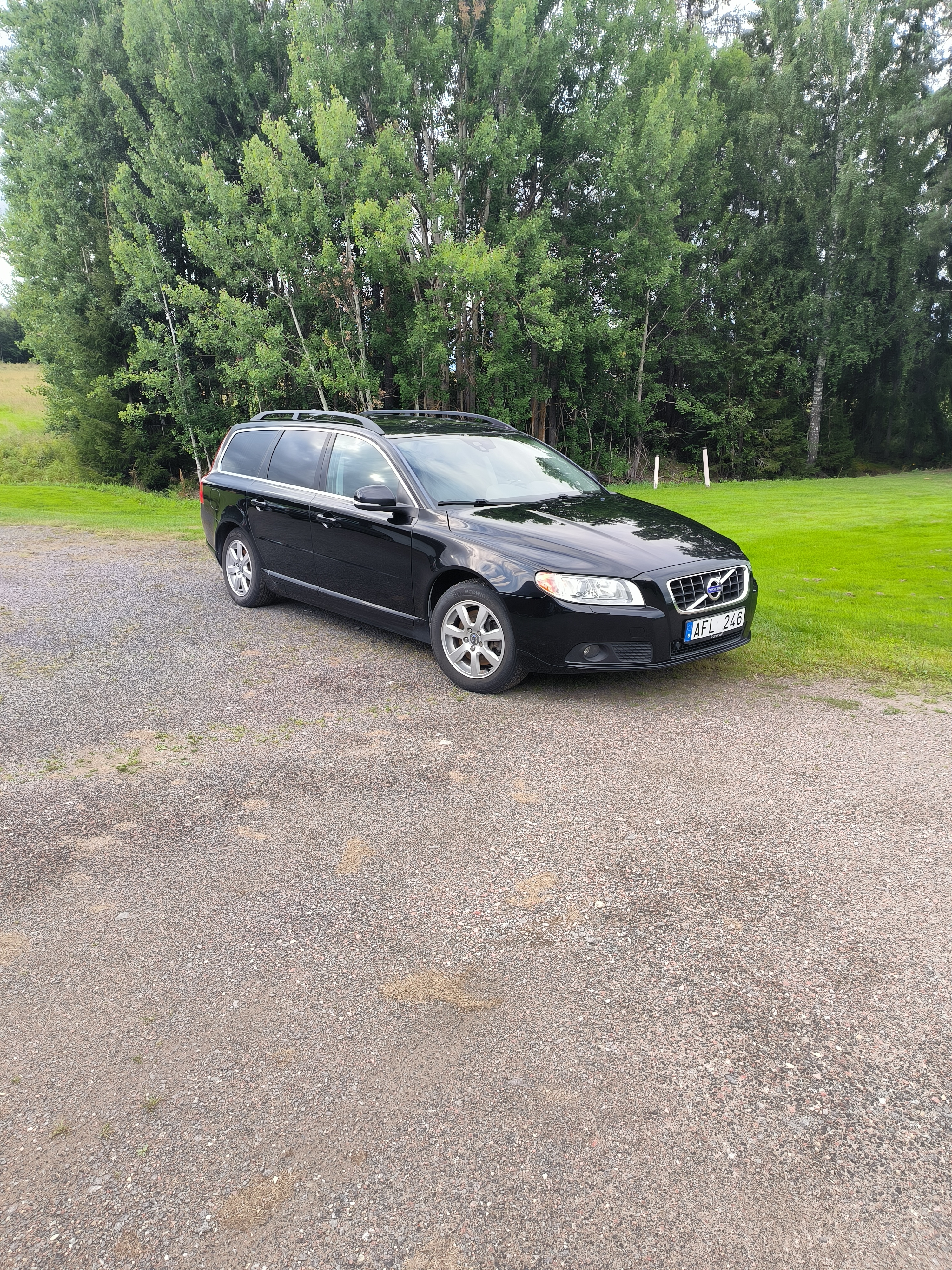 Volvo V70 2012, kuva 3/3