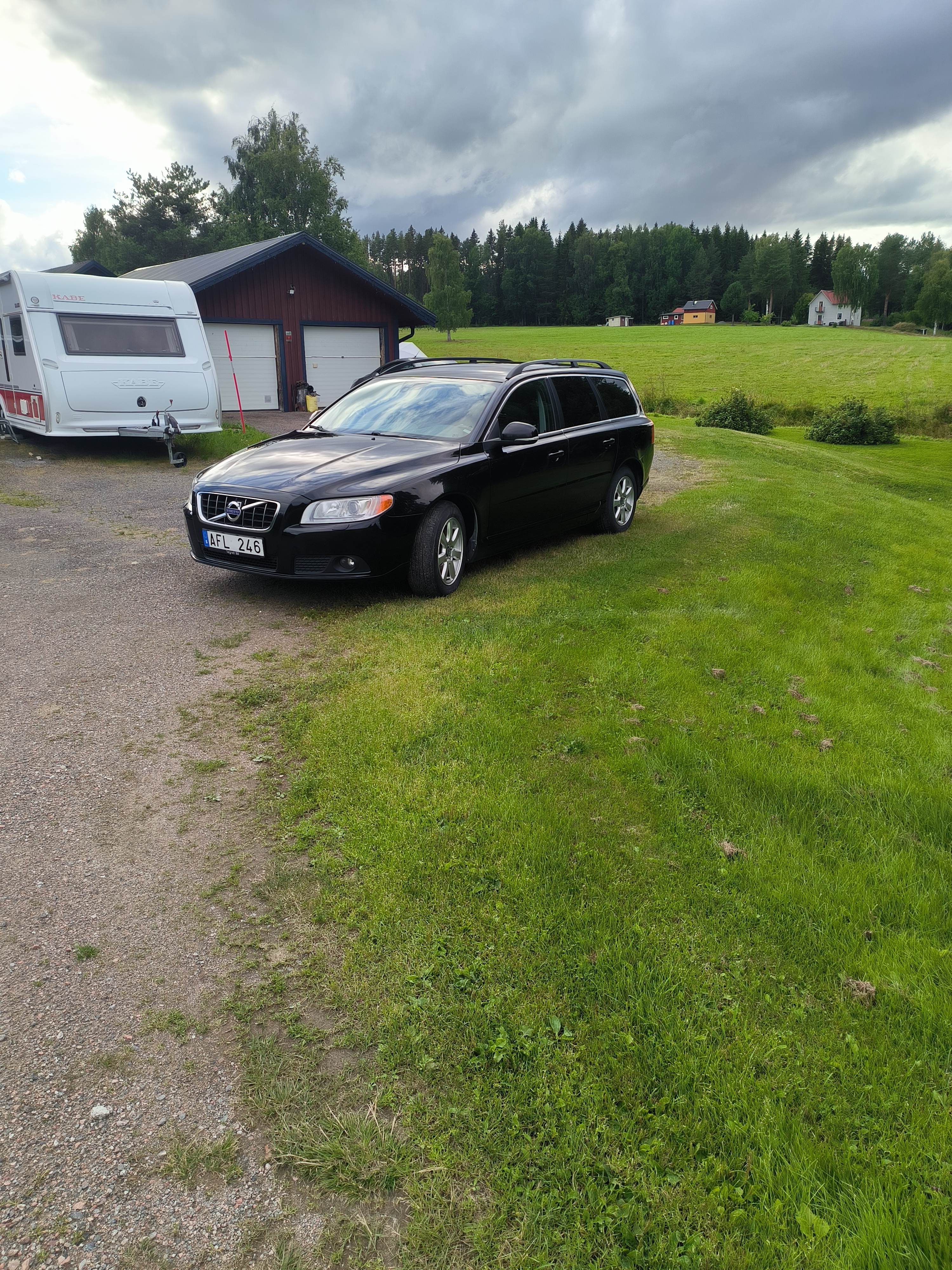 Volvo V70 2012, kuva 2/3