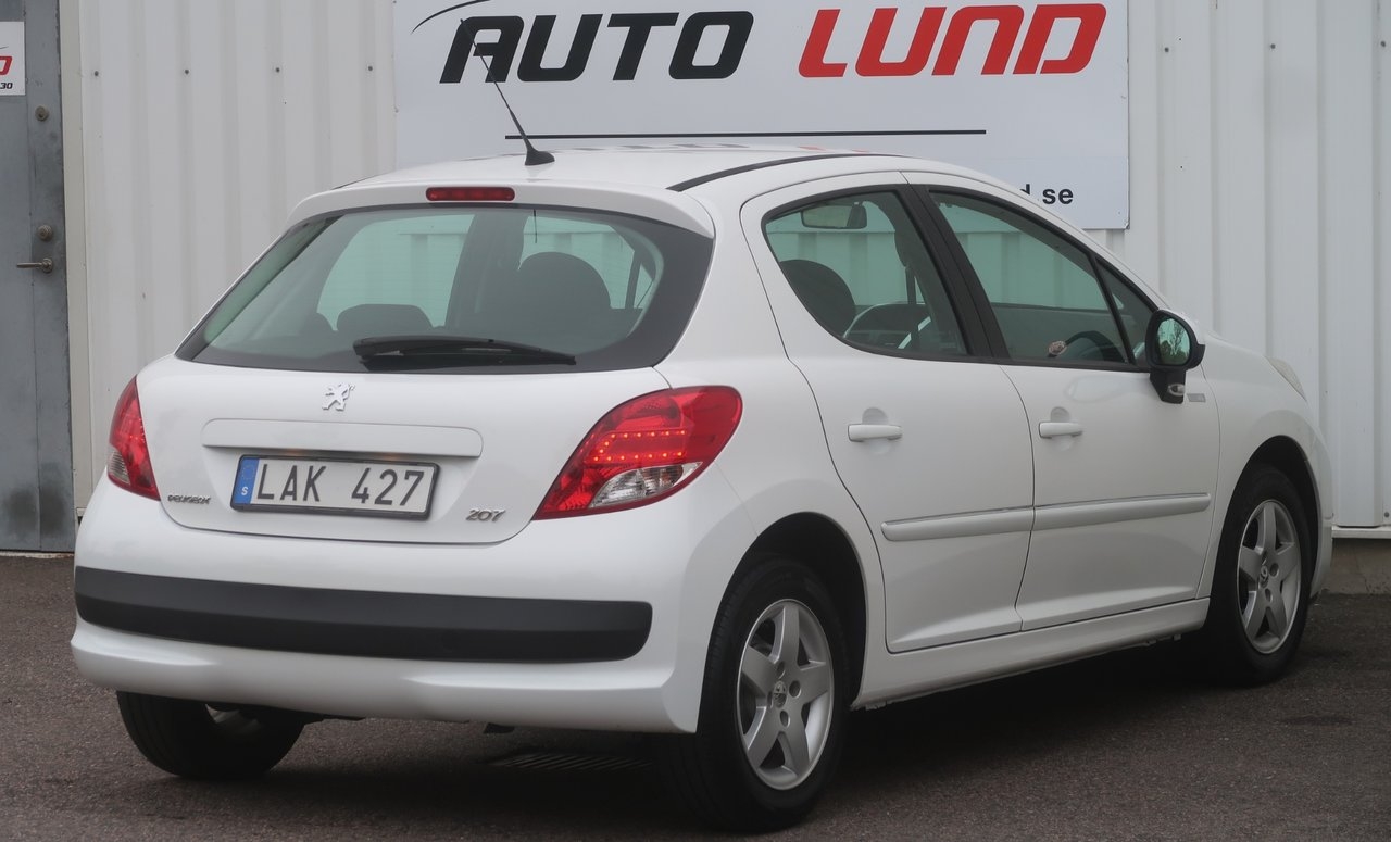 Peugeot 207 HDi FAP 92 Active 2010, bild 3/10