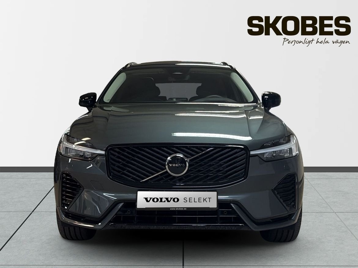 Volvo XC60 T8 Plus Dark Nordic Edition 2026, bild 2/10