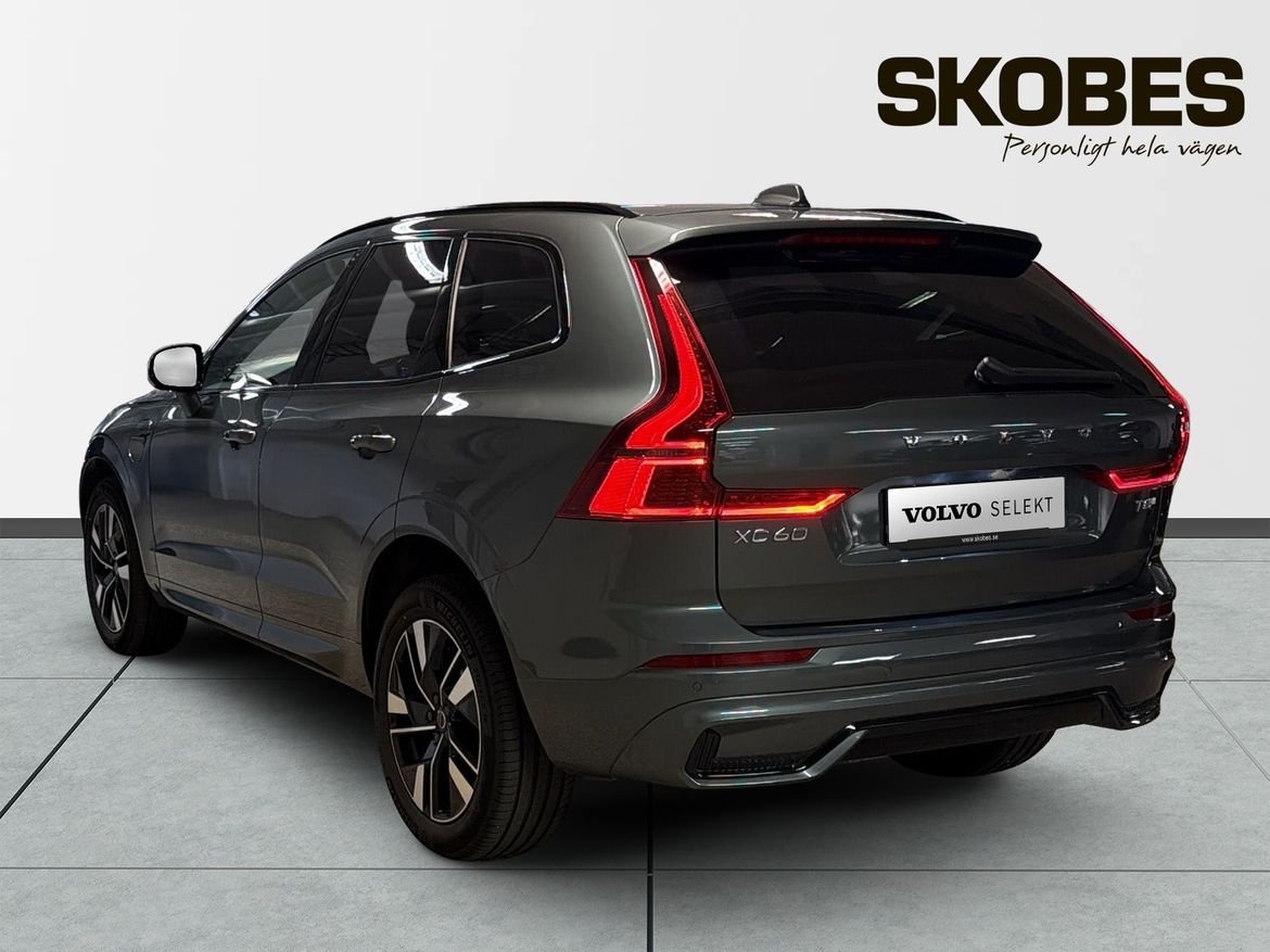 Volvo XC60 T8 Plus Dark Nordic Edition 2026, bild 6/10