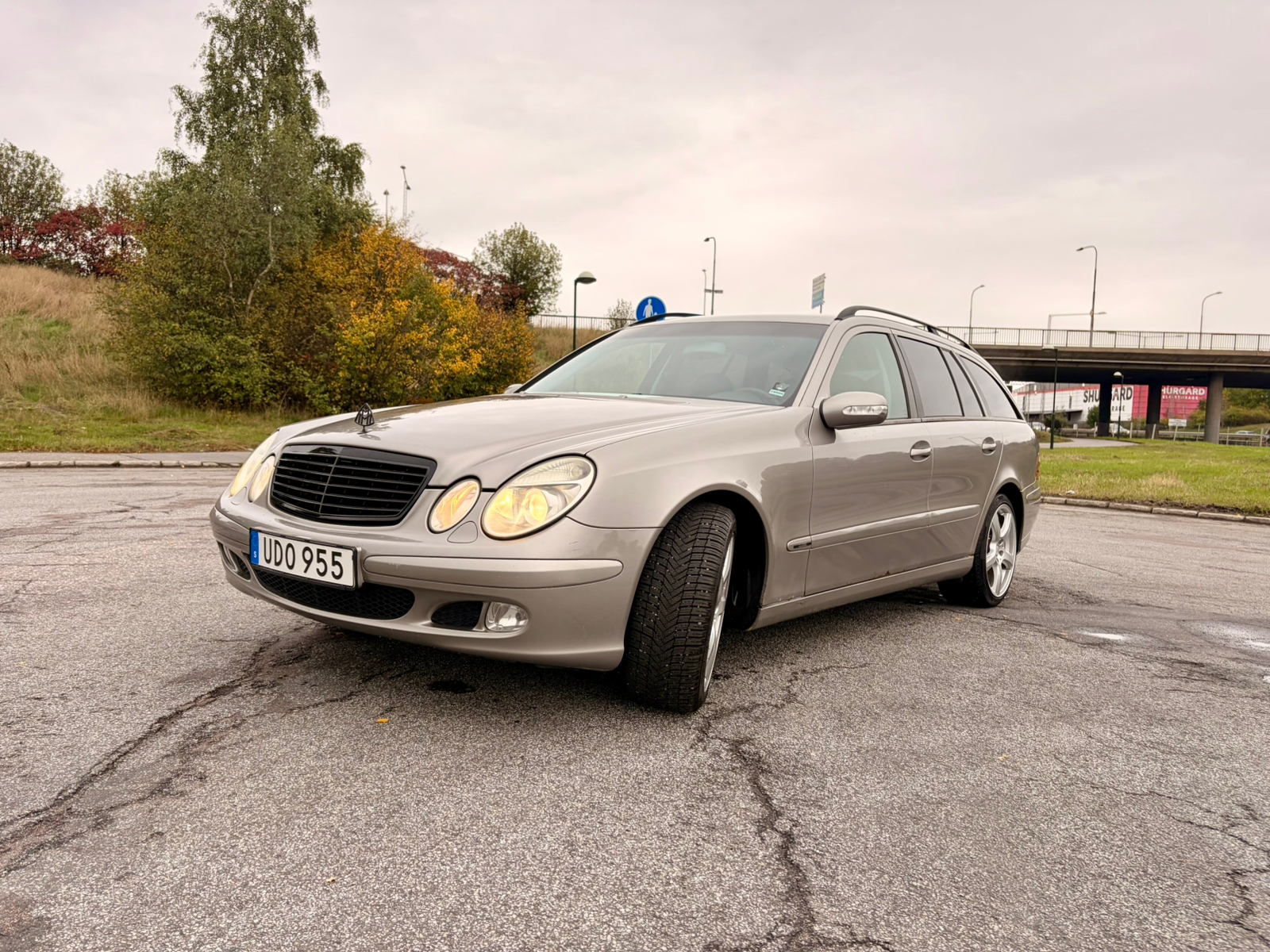 Mercedes-Benz E 2003, bild 2/7