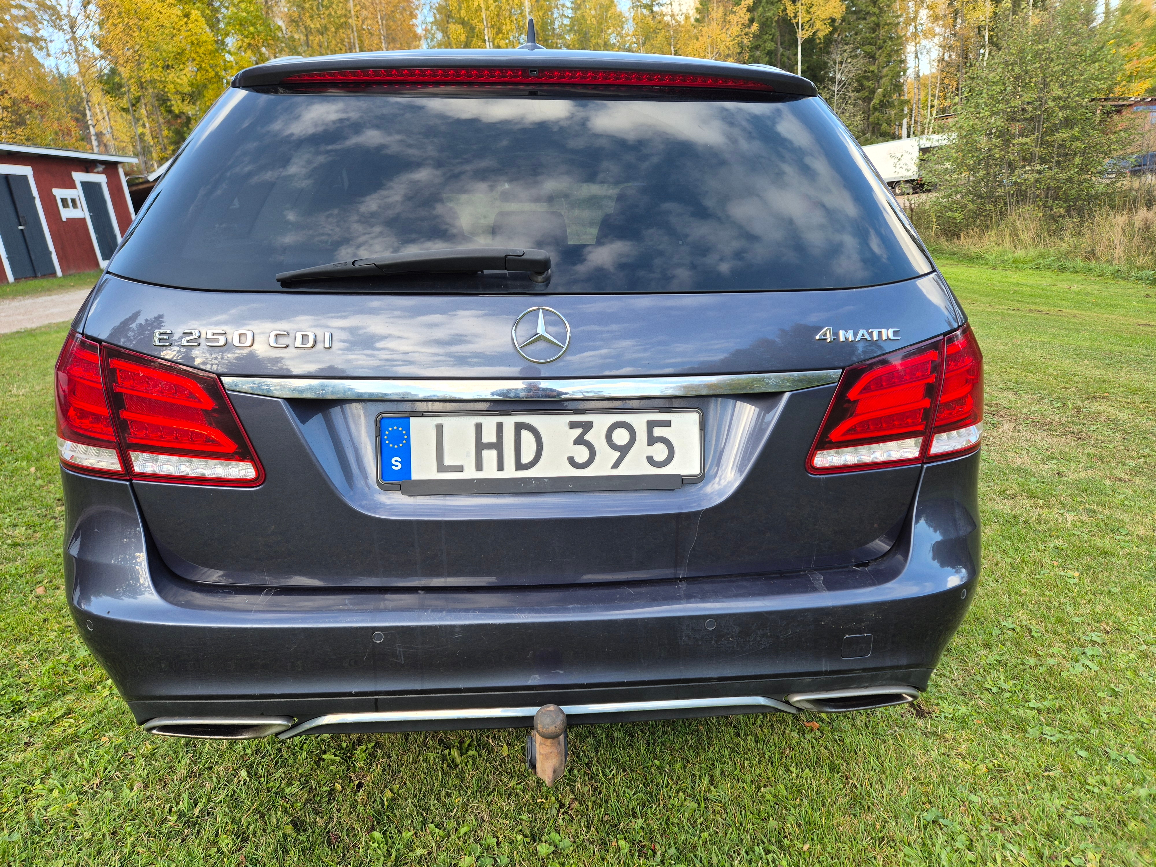 Mercedes-Benz E 2014, photo 4/10