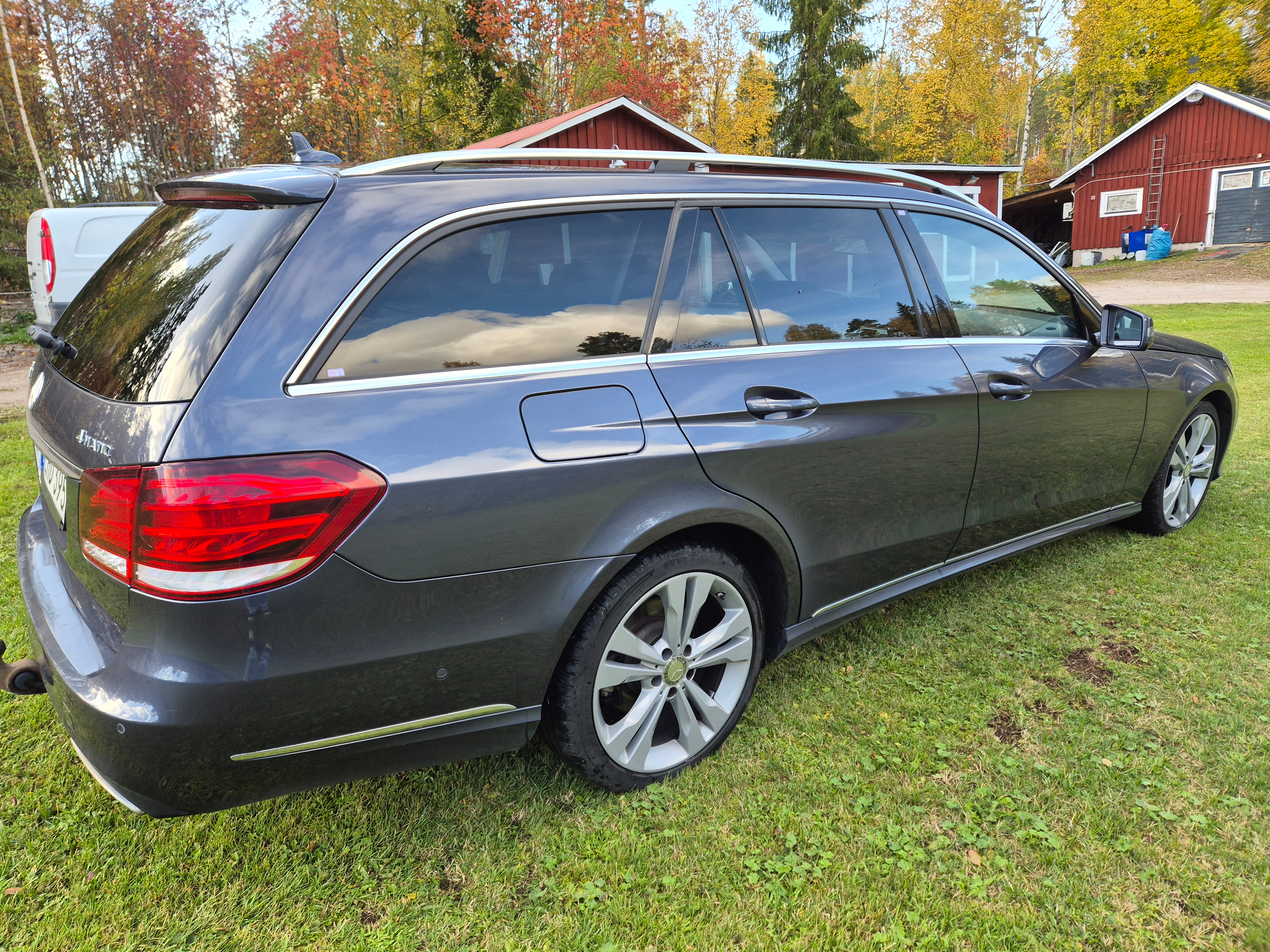 Mercedes-Benz E 2014, photo 3/10