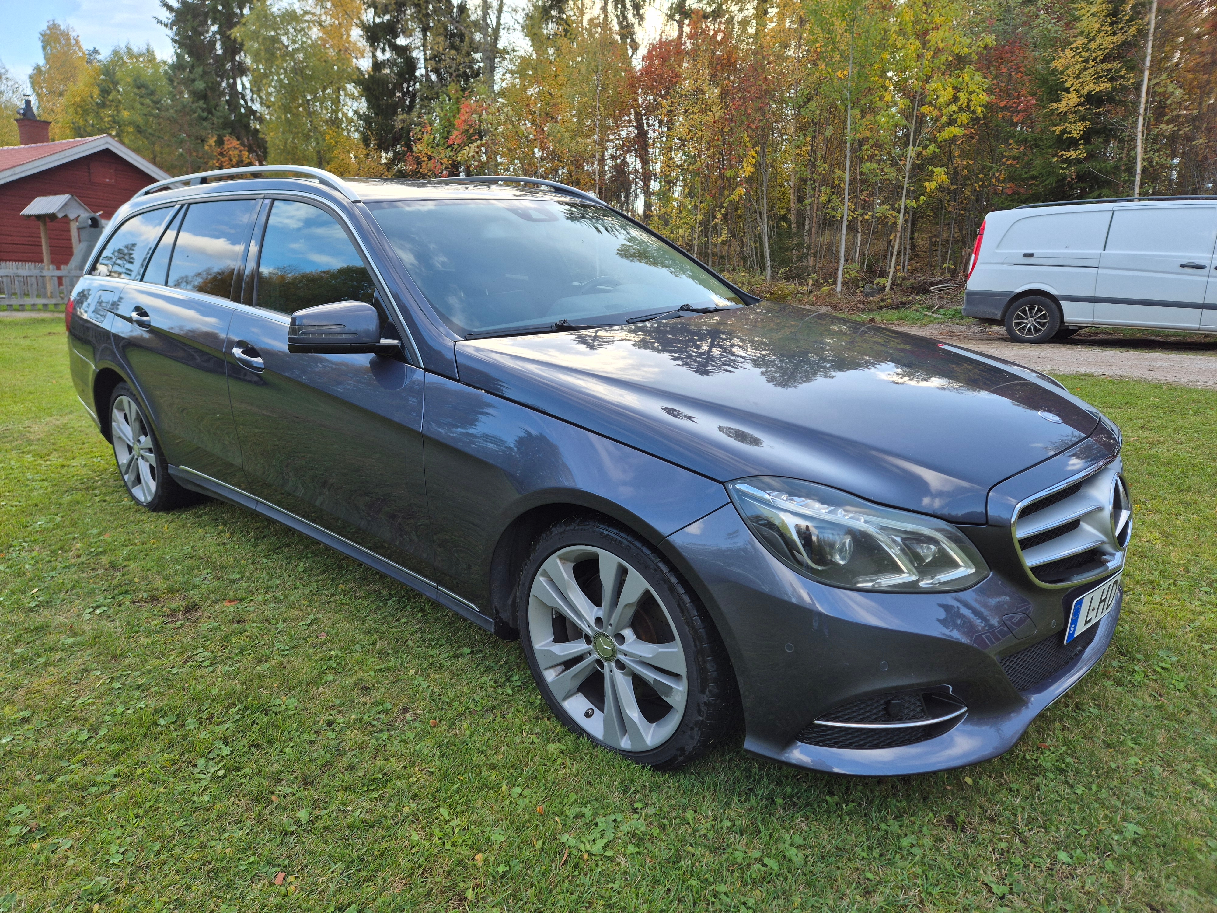 Mercedes-Benz E 2014, photo 5/10