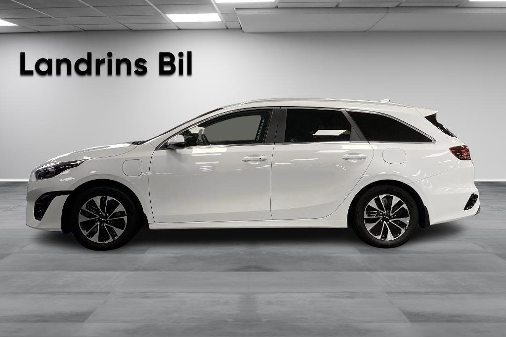 Kia Ceed 1.6 GDI Action 2024, bild 4/10