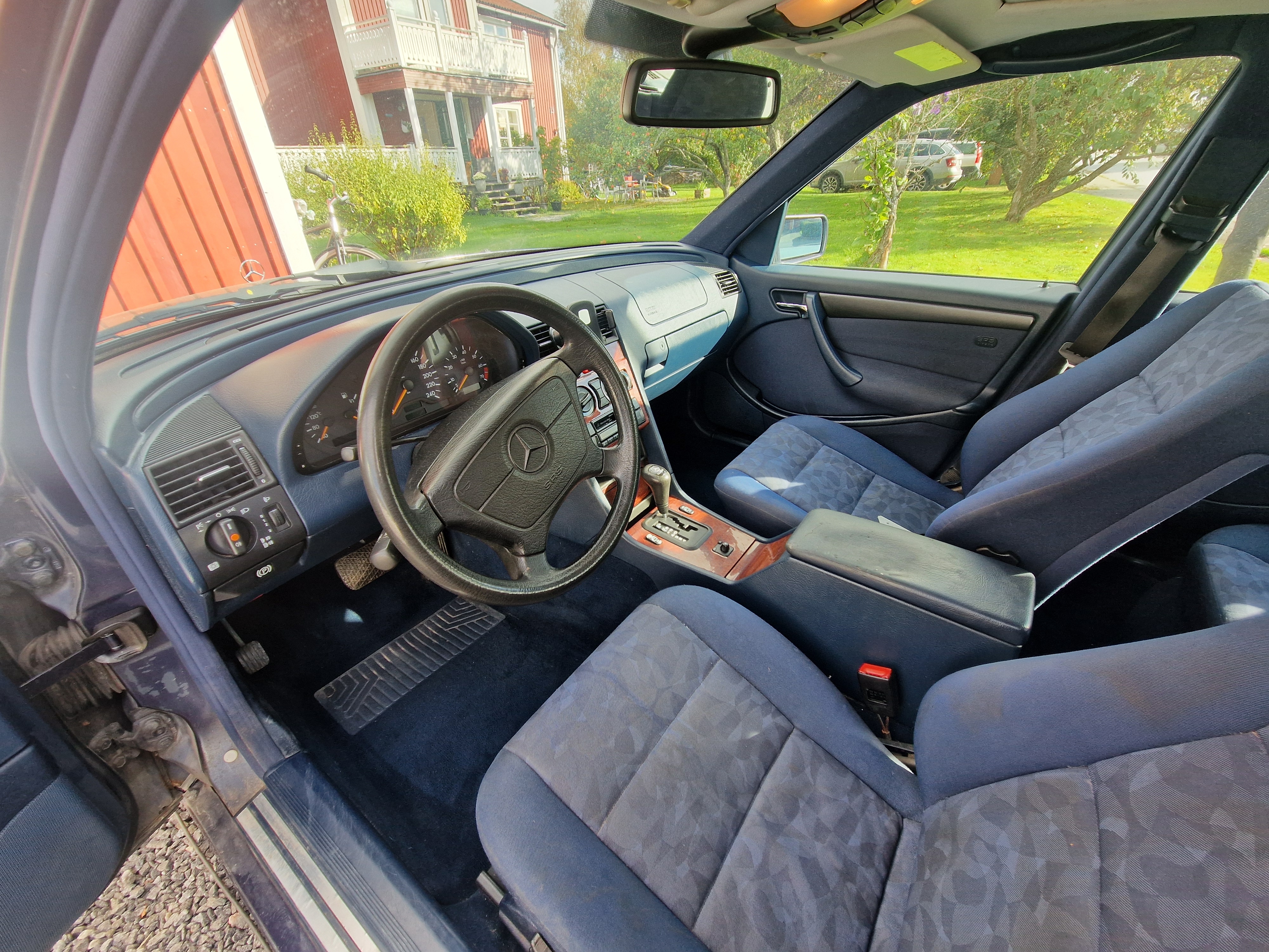 Mercedes-Benz C 180 T Automatisk 1997, bild 6/10
