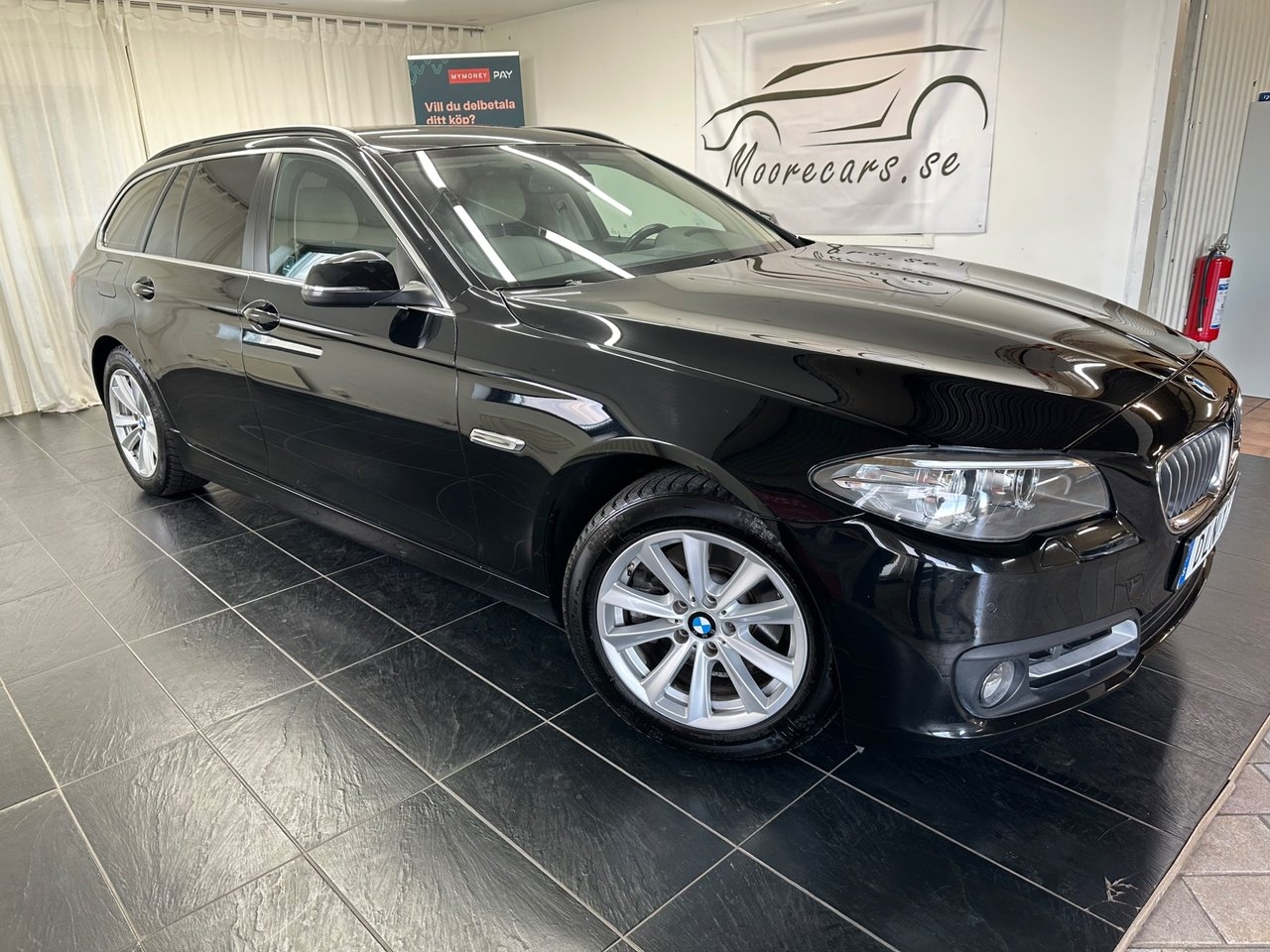 BMW 520d 2017, bild 2/16