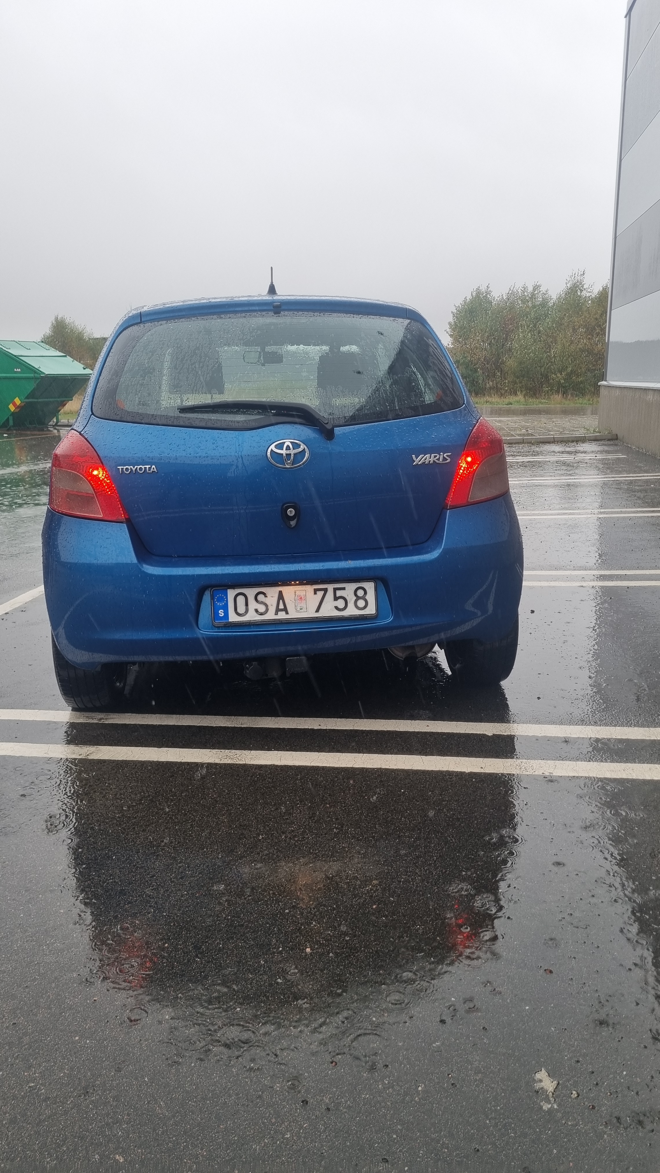 Toyota Yaris 5-dörrar 1.4 D-4D MultiMode 2007, bild 2/4