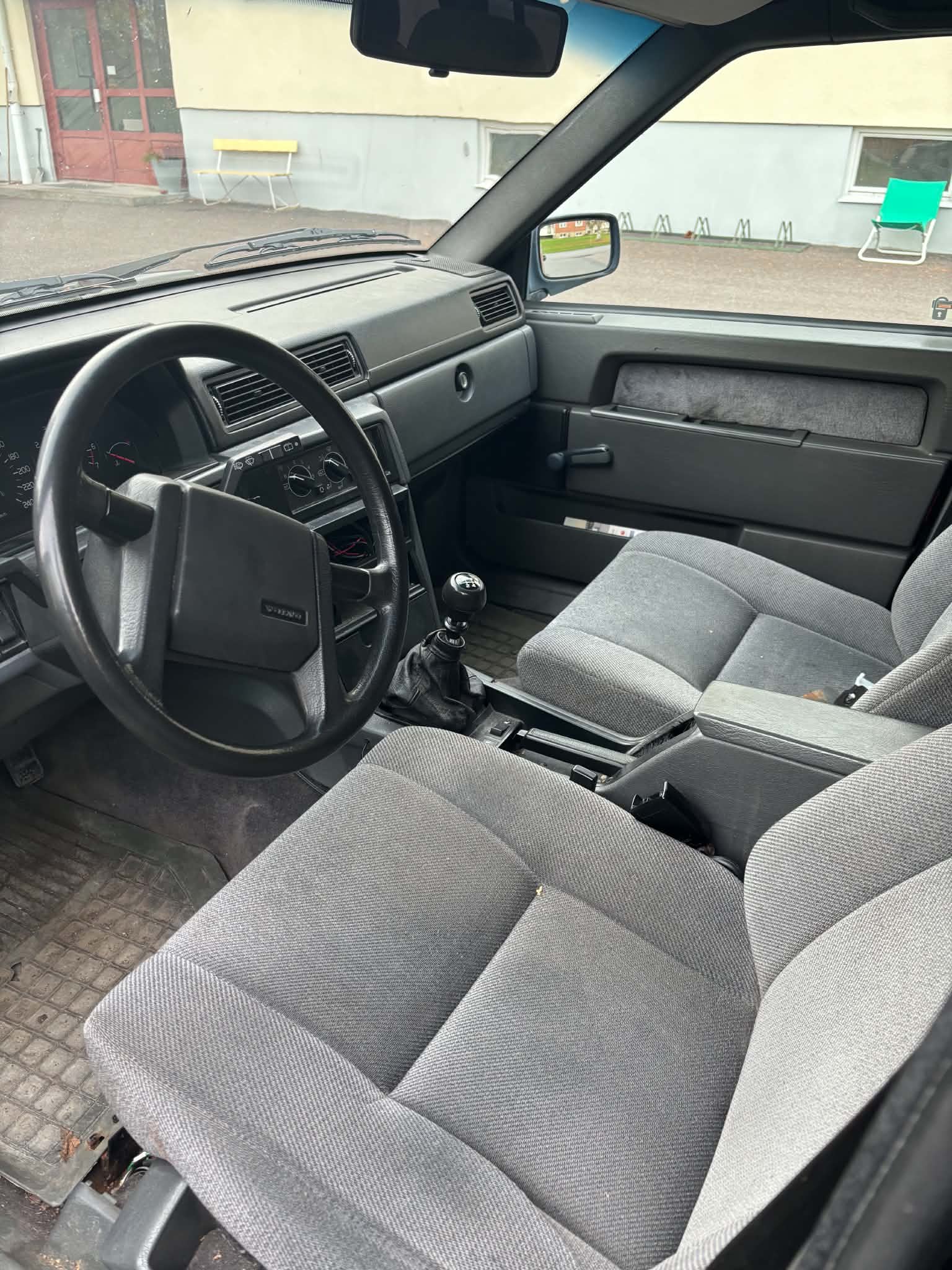 Volvo 740 Kombi 2.3 Manuell 1992, bild 2/10