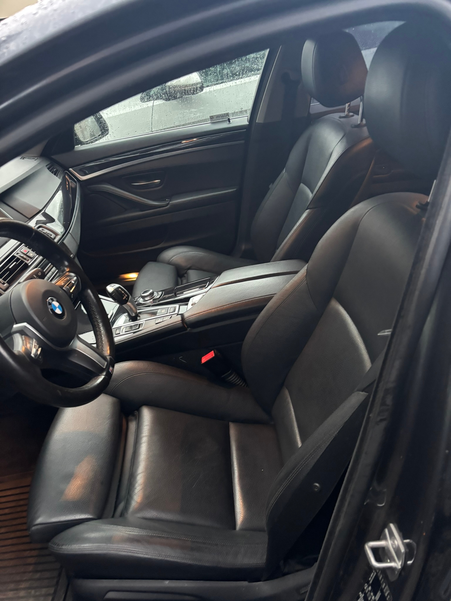 BMW 520 d xDrive Touring Steptronic 2016, bild 7/8