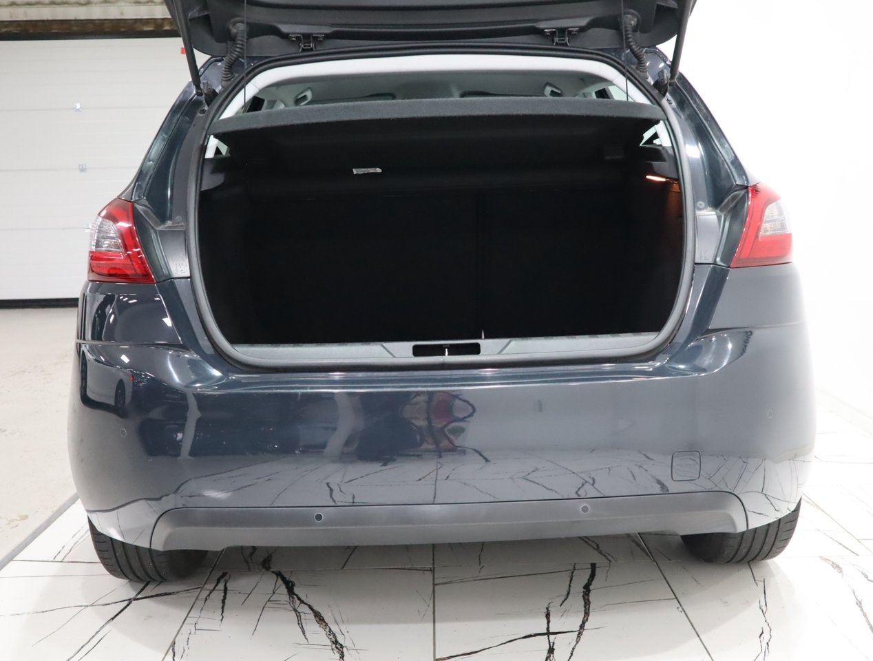 Peugeot 308 1.2 PureTech 130 Active 2018, bild 6/10