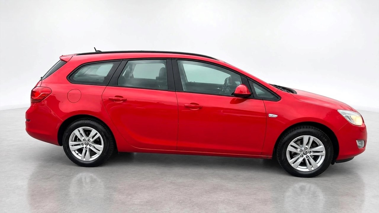 Opel Astra 1.4 Turbo 2011, bild 3/10
