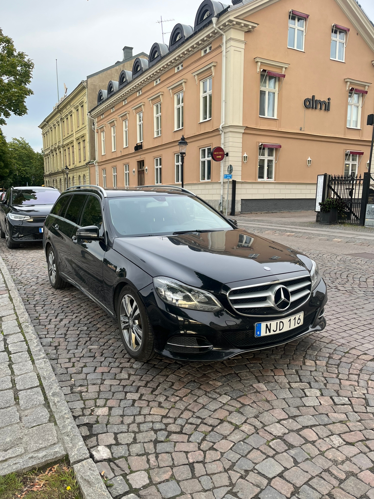 Mercedes-Benz E