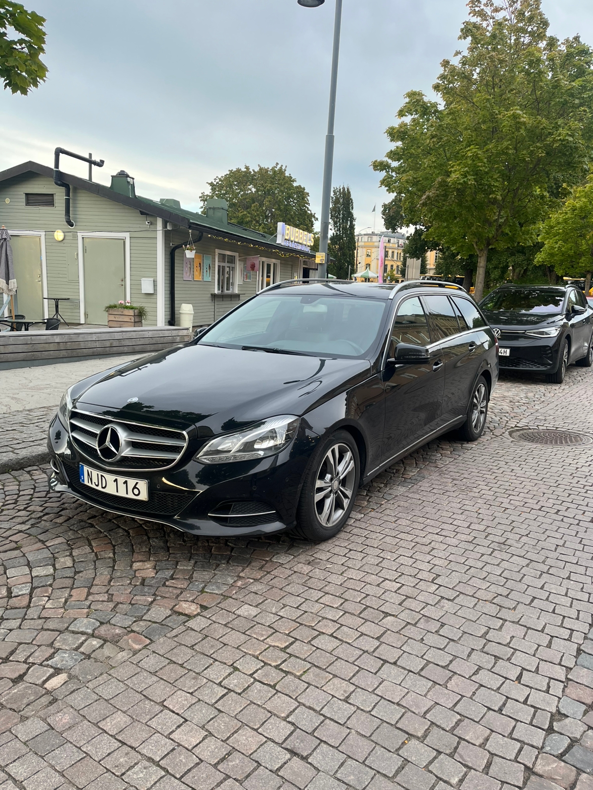 Mercedes-Benz E 220 d Blue Tec 9G Tronic 2016, photo 2/4