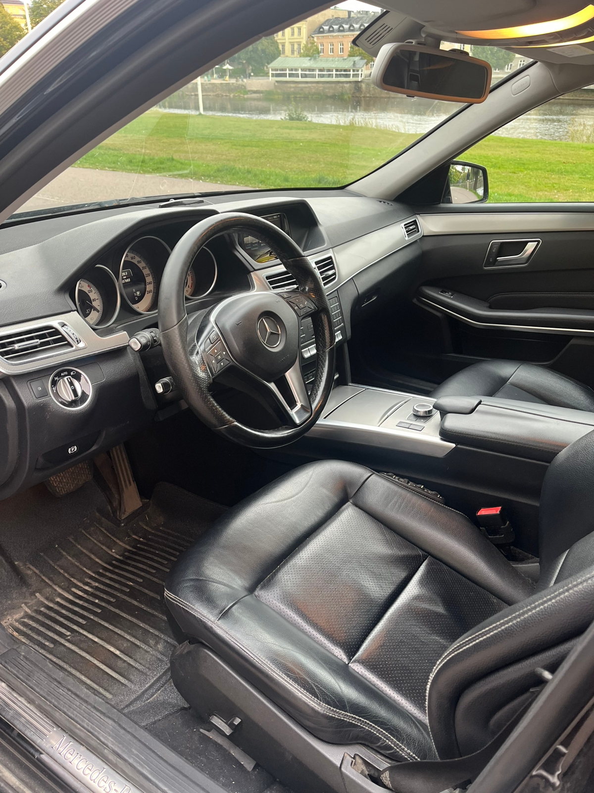 Mercedes-Benz E 220 d Blue Tec 9G Tronic 2016, photo 4/4