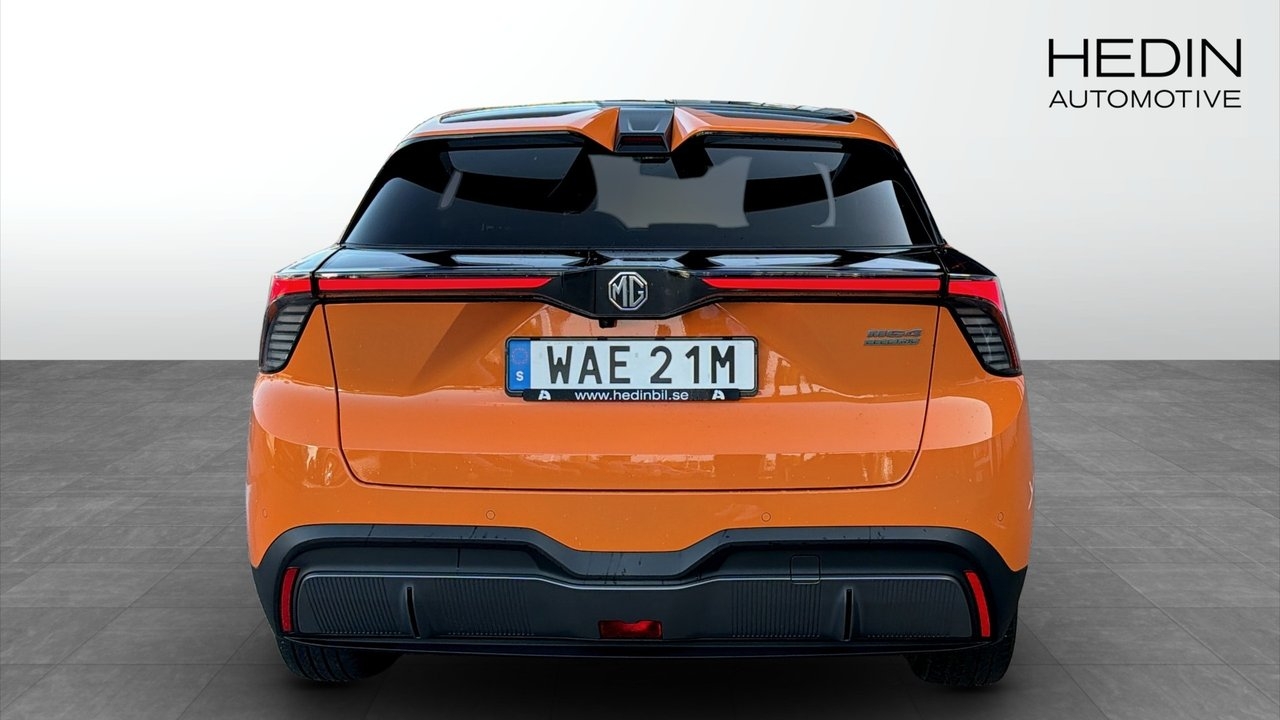 MG MG4 Luxury 2022, photo 7/9