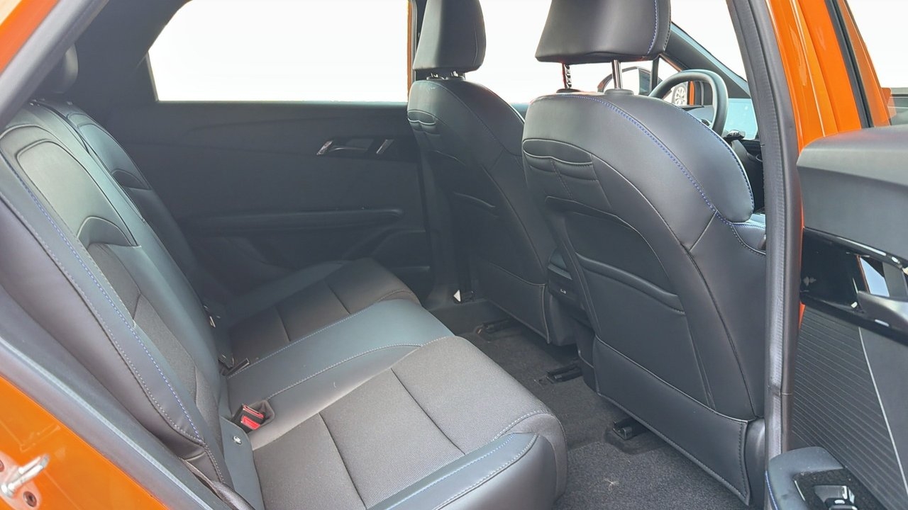 MG MG4 Luxury 2022, photo 5/9