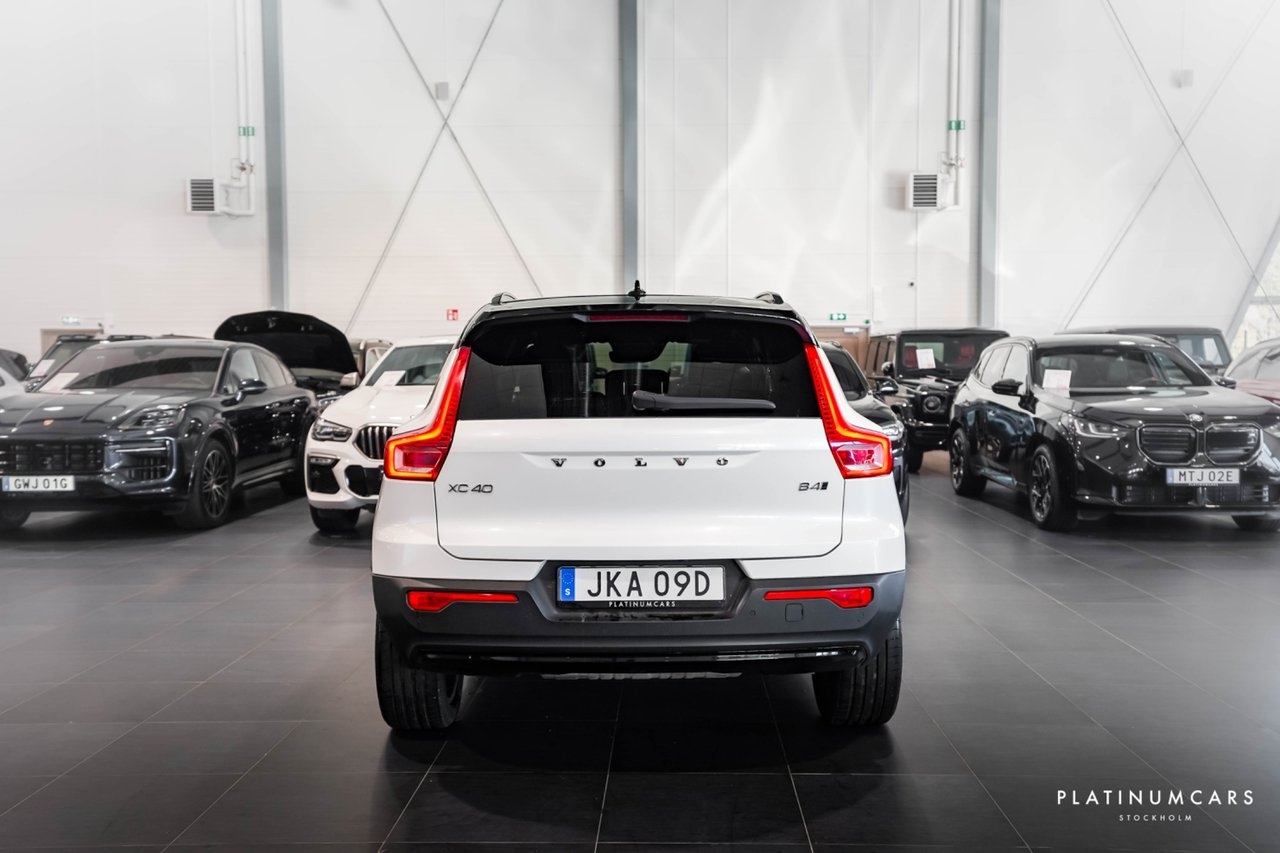 Volvo XC40 B4 AWD R-Design 2022, bild 4/10