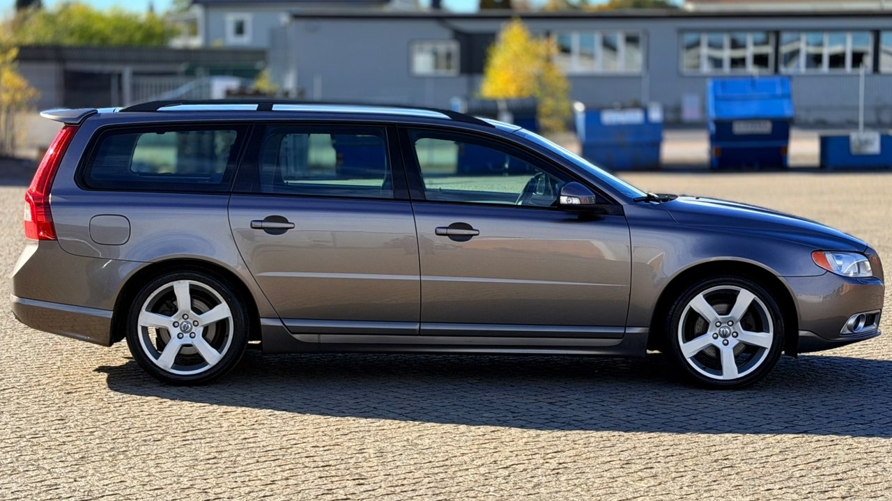 Volvo V70 T4 R-Design Euro 5 2011, bild 4/10