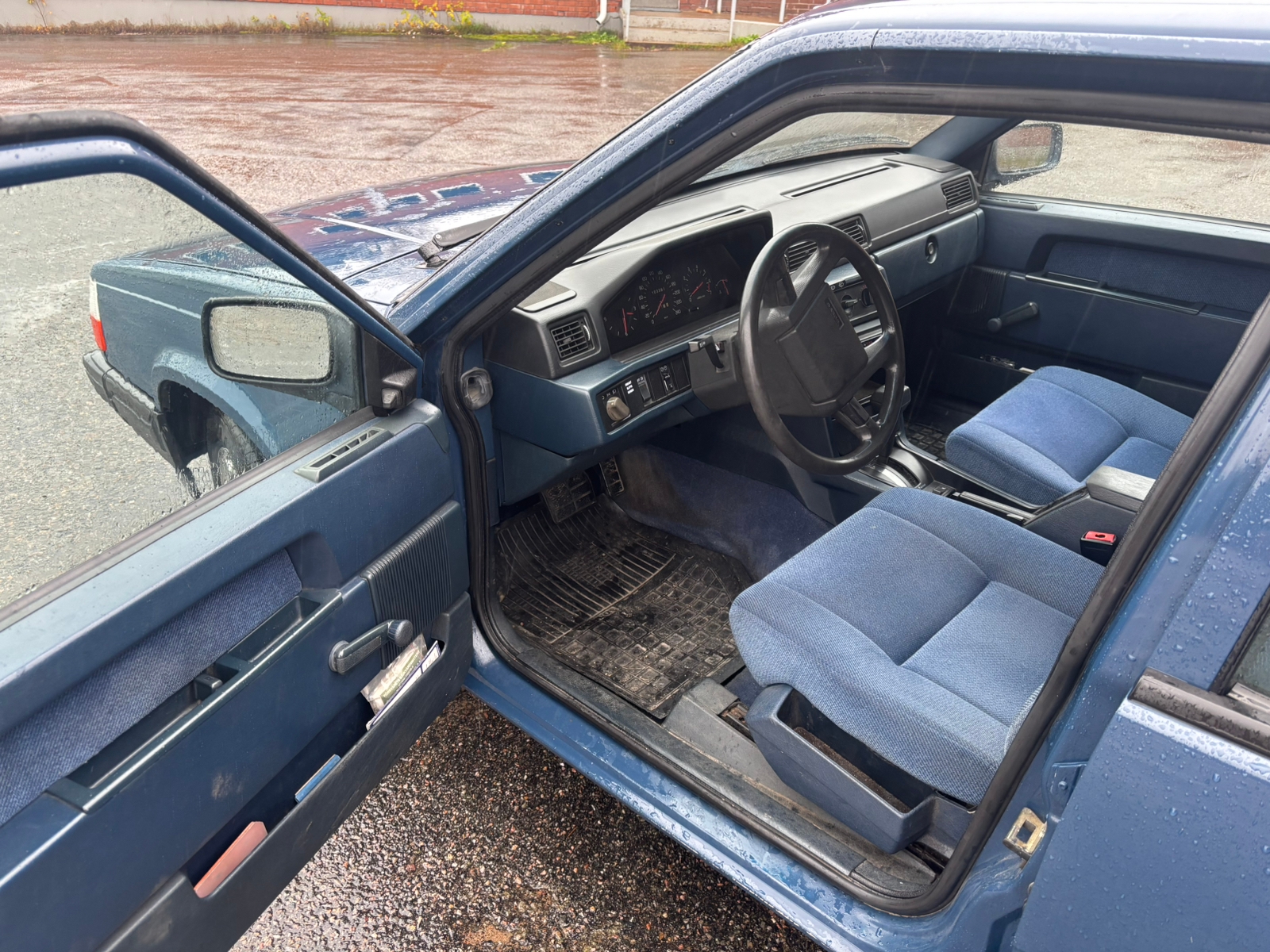 Volvo 940 1991, kuva 5/10