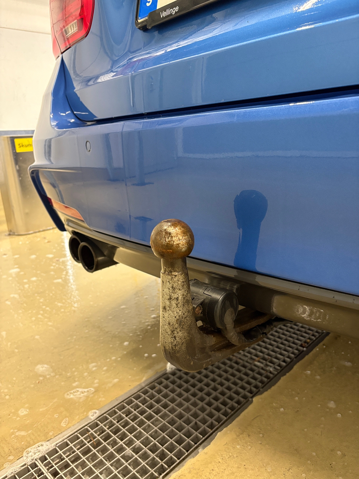 BMW 320 2016, bild 8/8